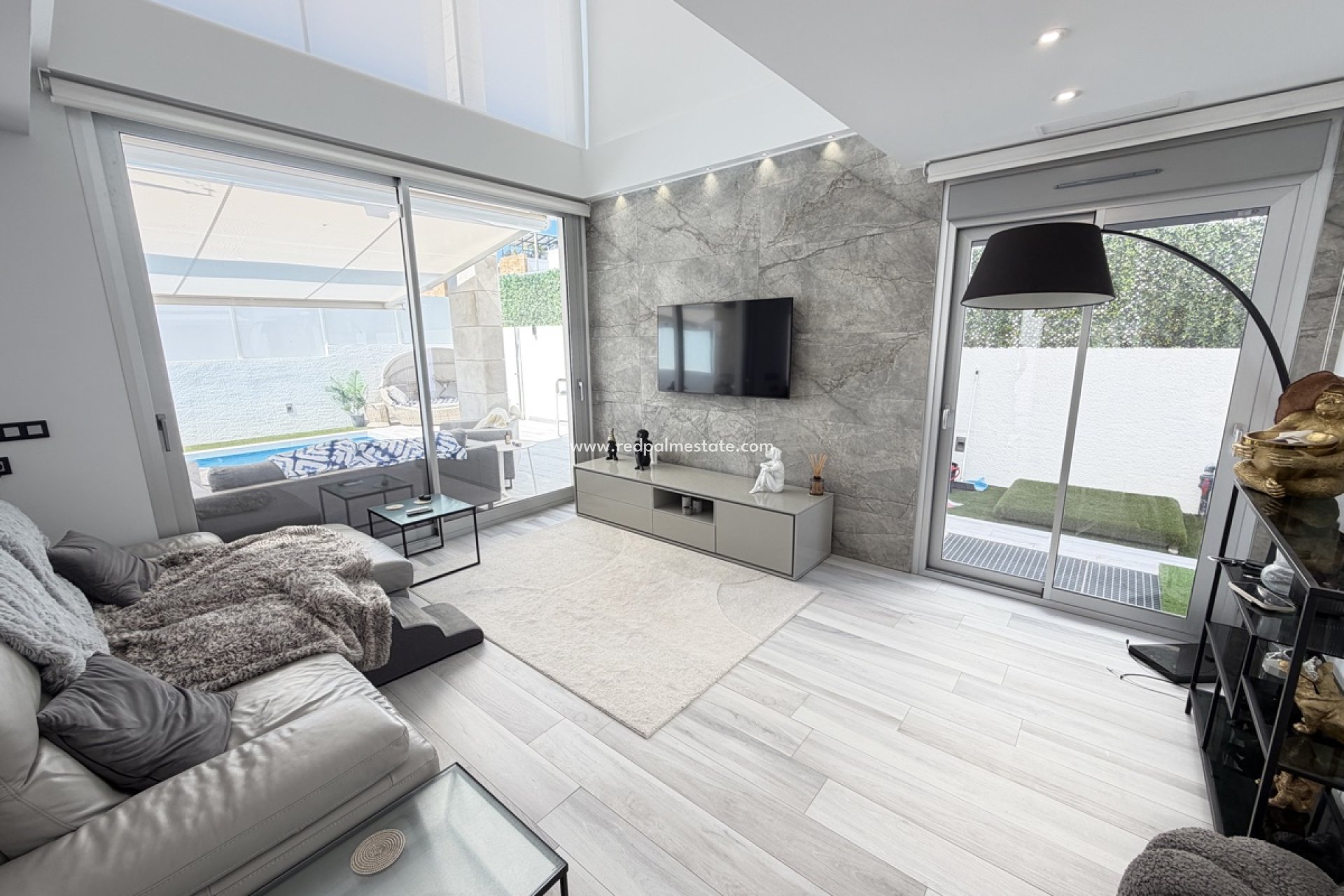 Videresalg - Villa -
Orihuela Costa - Lomas de Cabo Roig