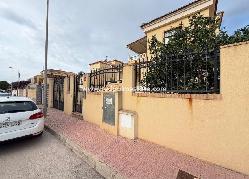 Videresalg - Villa -
Orihuela Costa - Lomas De Don Juan