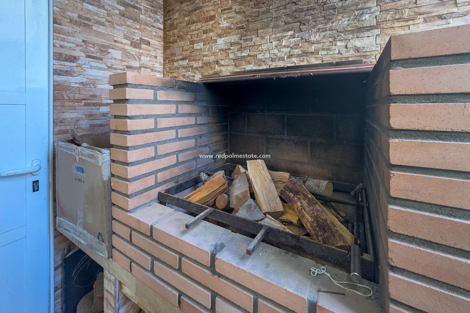 Videresalg - Villa -
Orihuela Costa - Los Almendros-la Florida