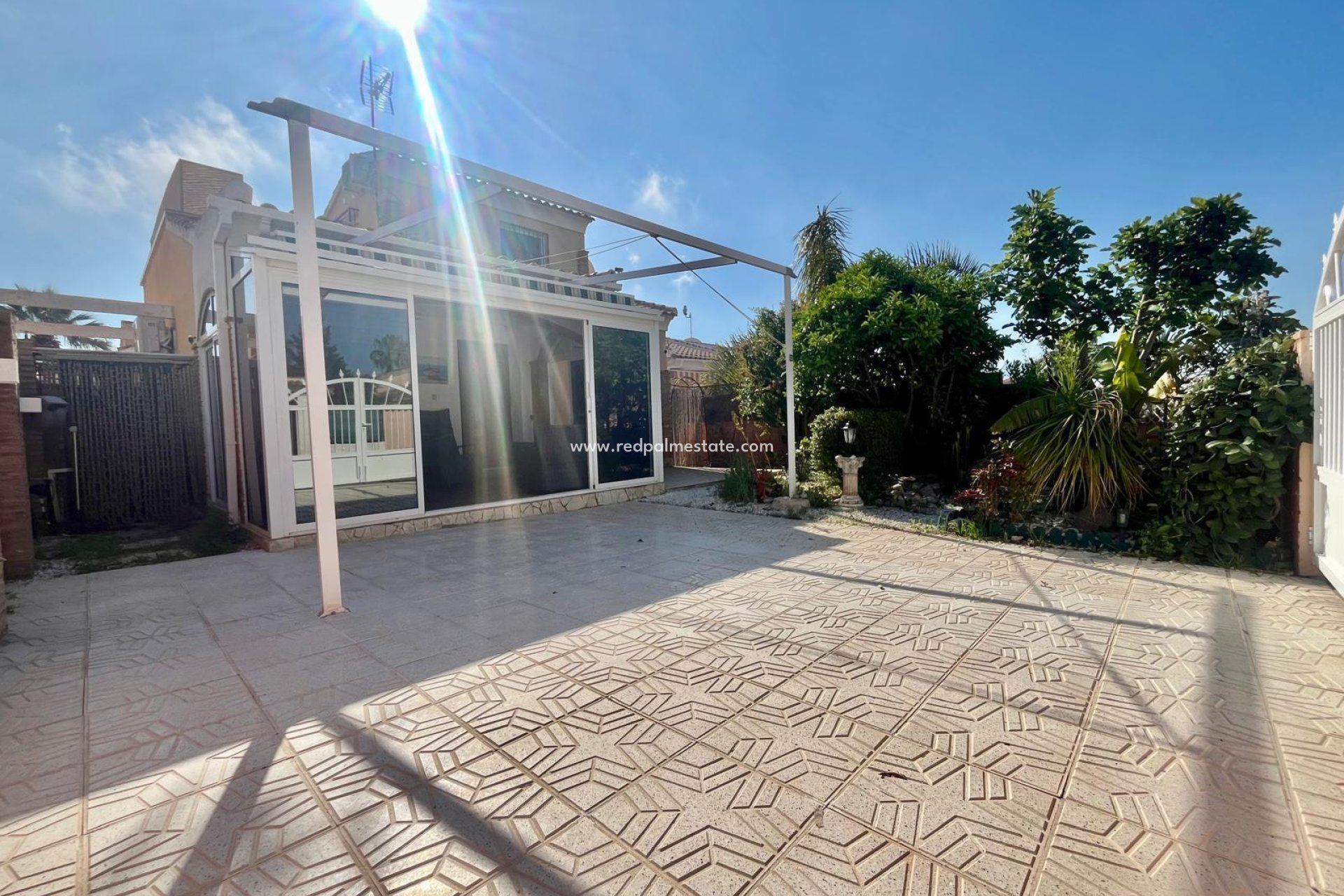 Videresalg - Villa -
Orihuela Costa - Los Almendros-la Florida