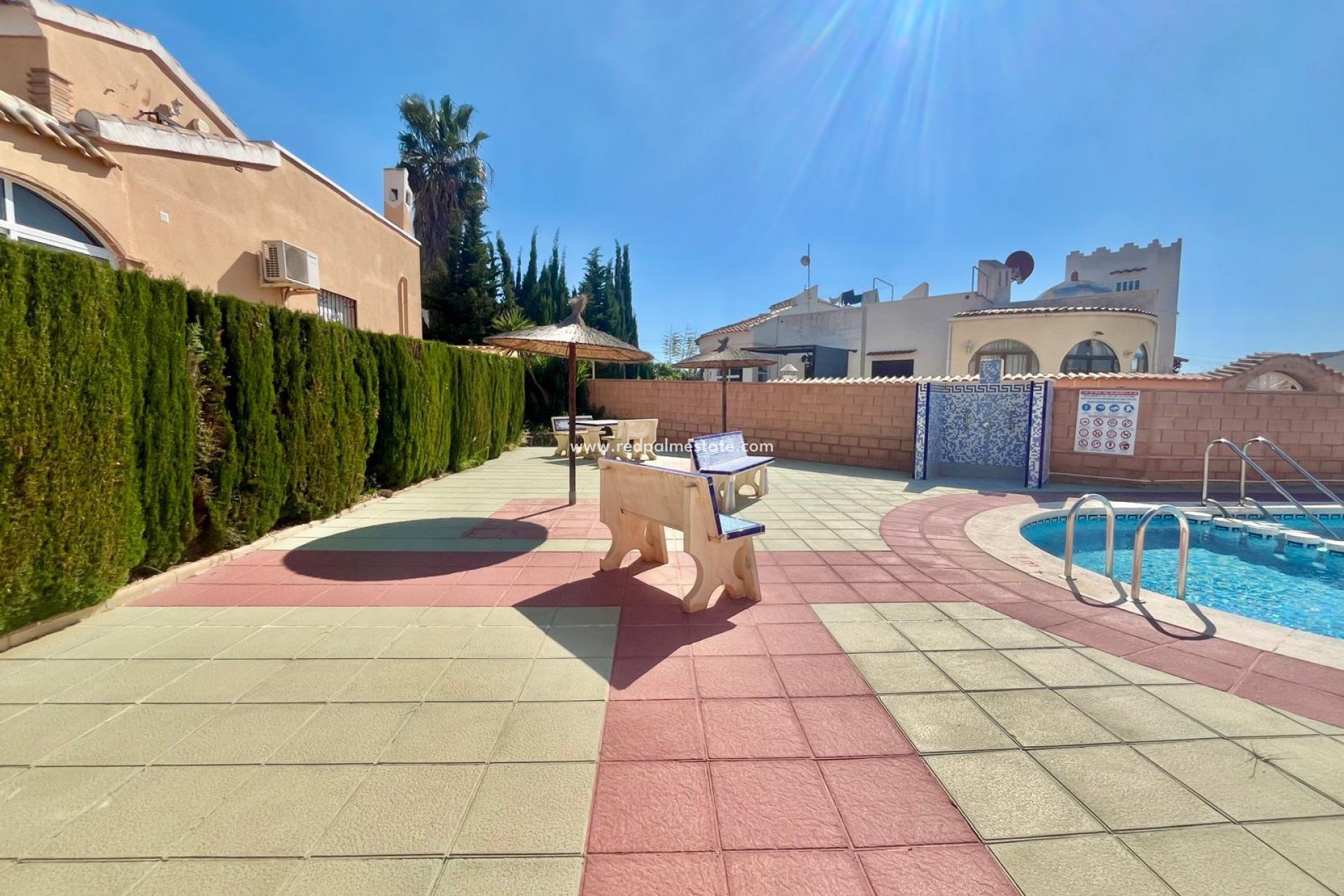 Videresalg - Villa -
Orihuela Costa - Los Almendros-la Florida