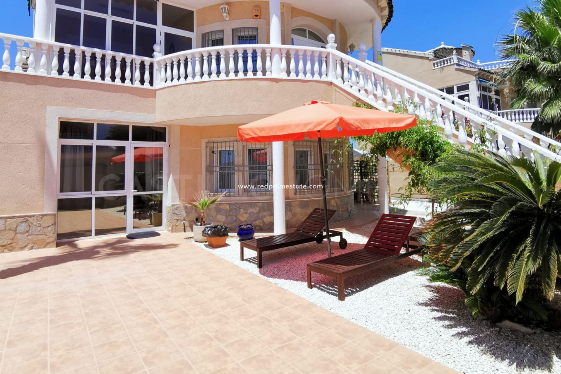 Videresalg - Villa -
Orihuela Costa - Los Altos