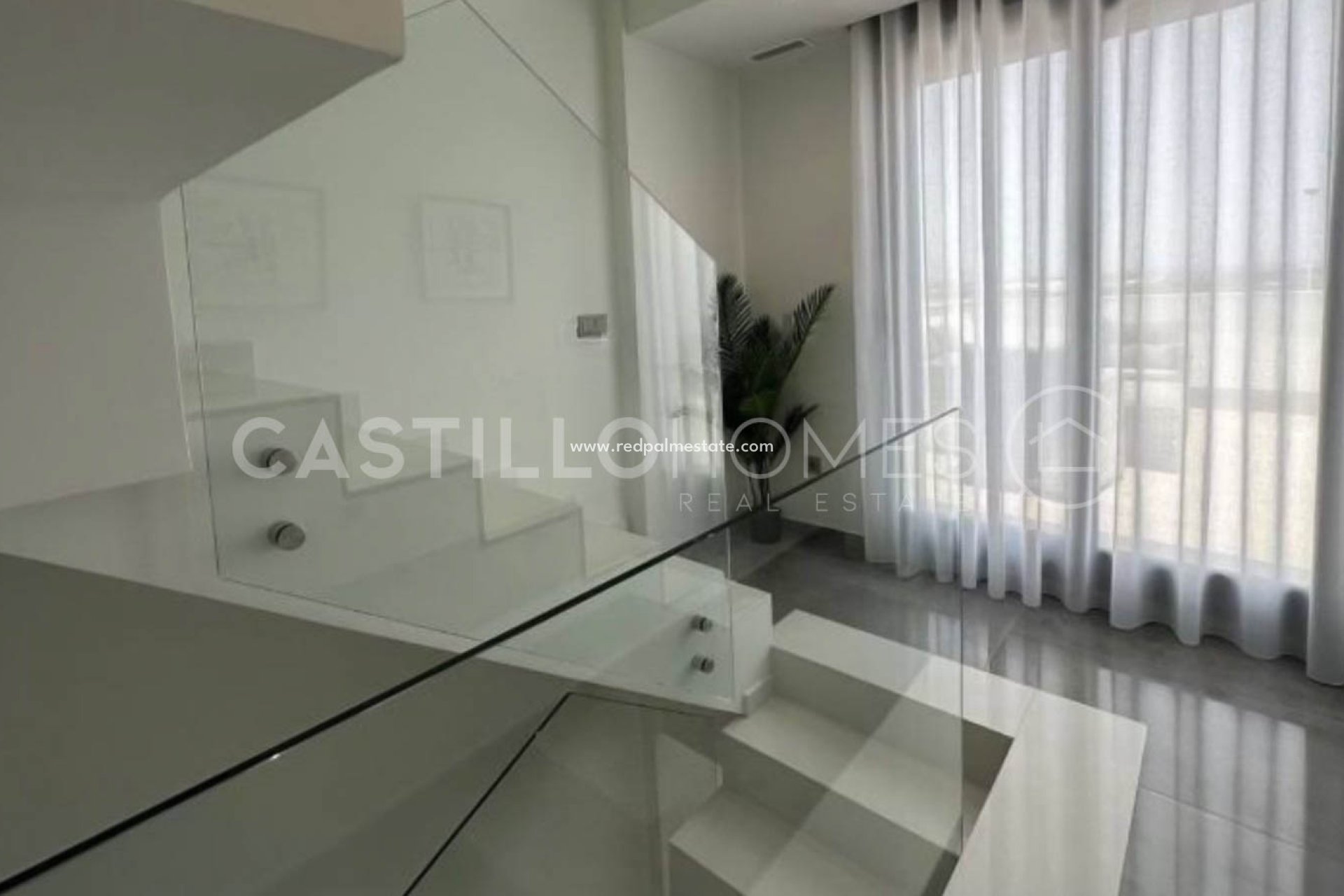 Videresalg - Villa -
Orihuela Costa - Los balcones