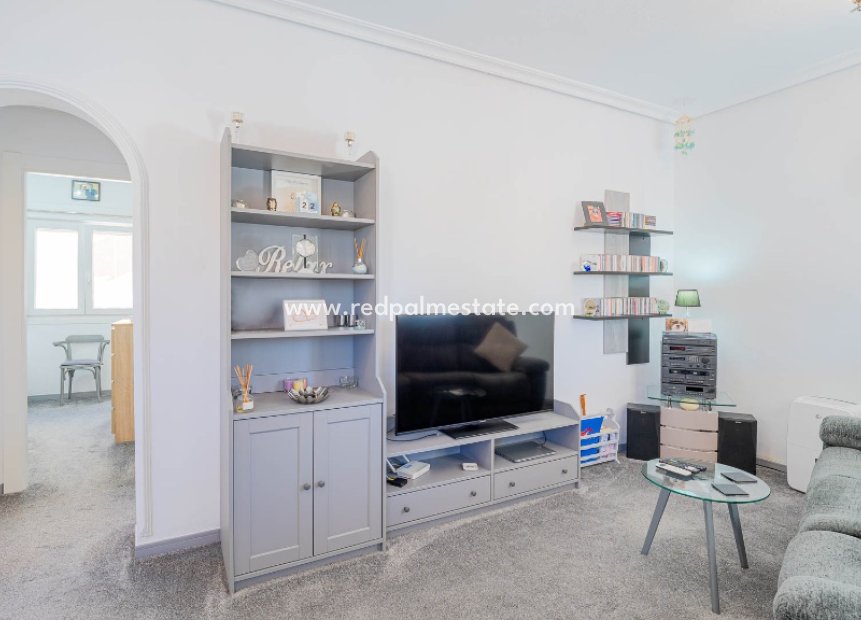 Videresalg - Villa -
Orihuela Costa - Los balcones