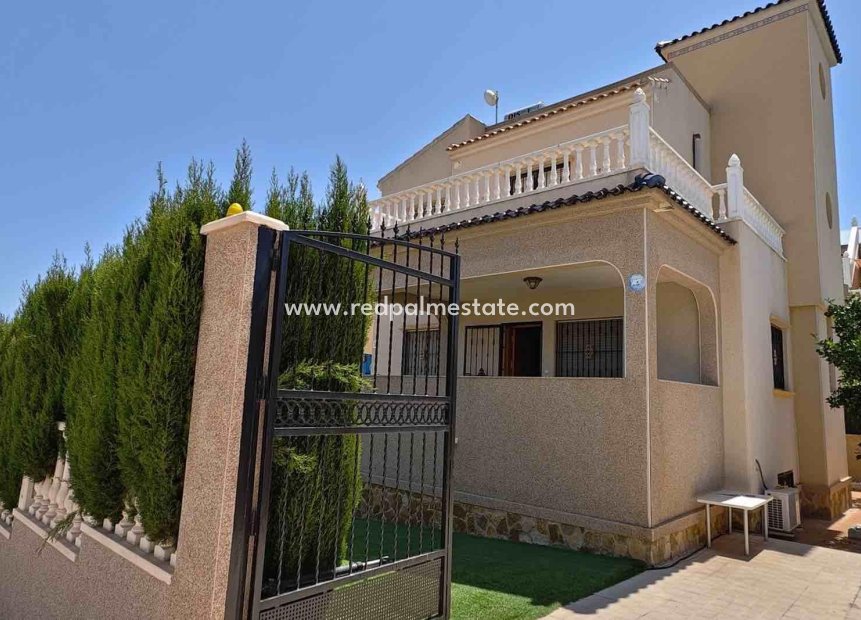 Videresalg - Villa -
Orihuela Costa - Los Dolses