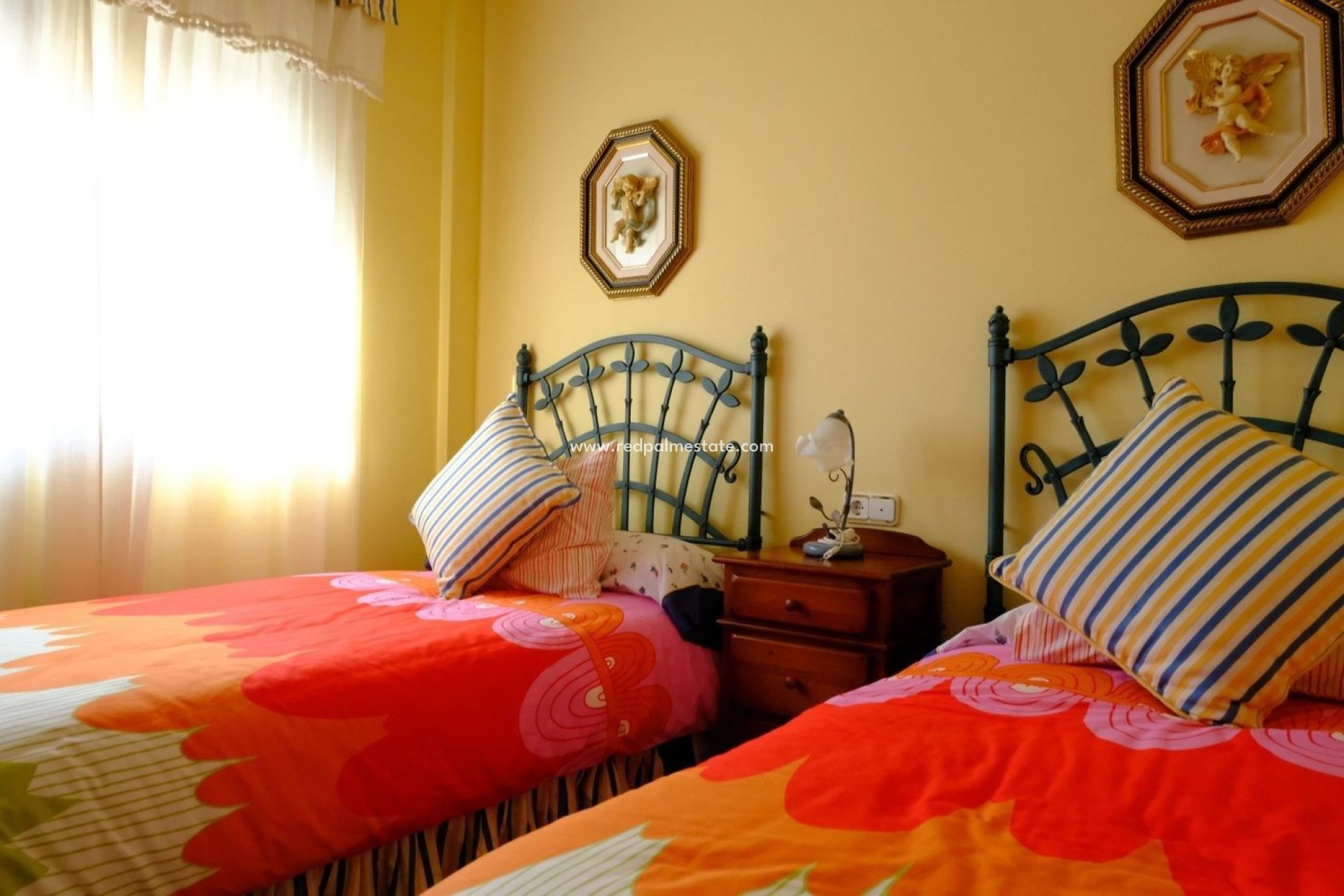 Videresalg - Villa -
Orihuela Costa - Orihuela Ciudad