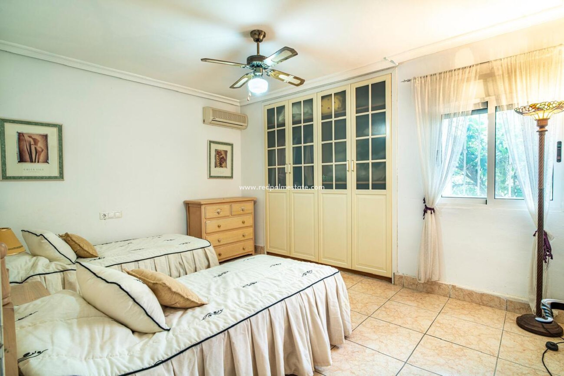 Videresalg - Villa -
Orihuela Costa - Orihuela