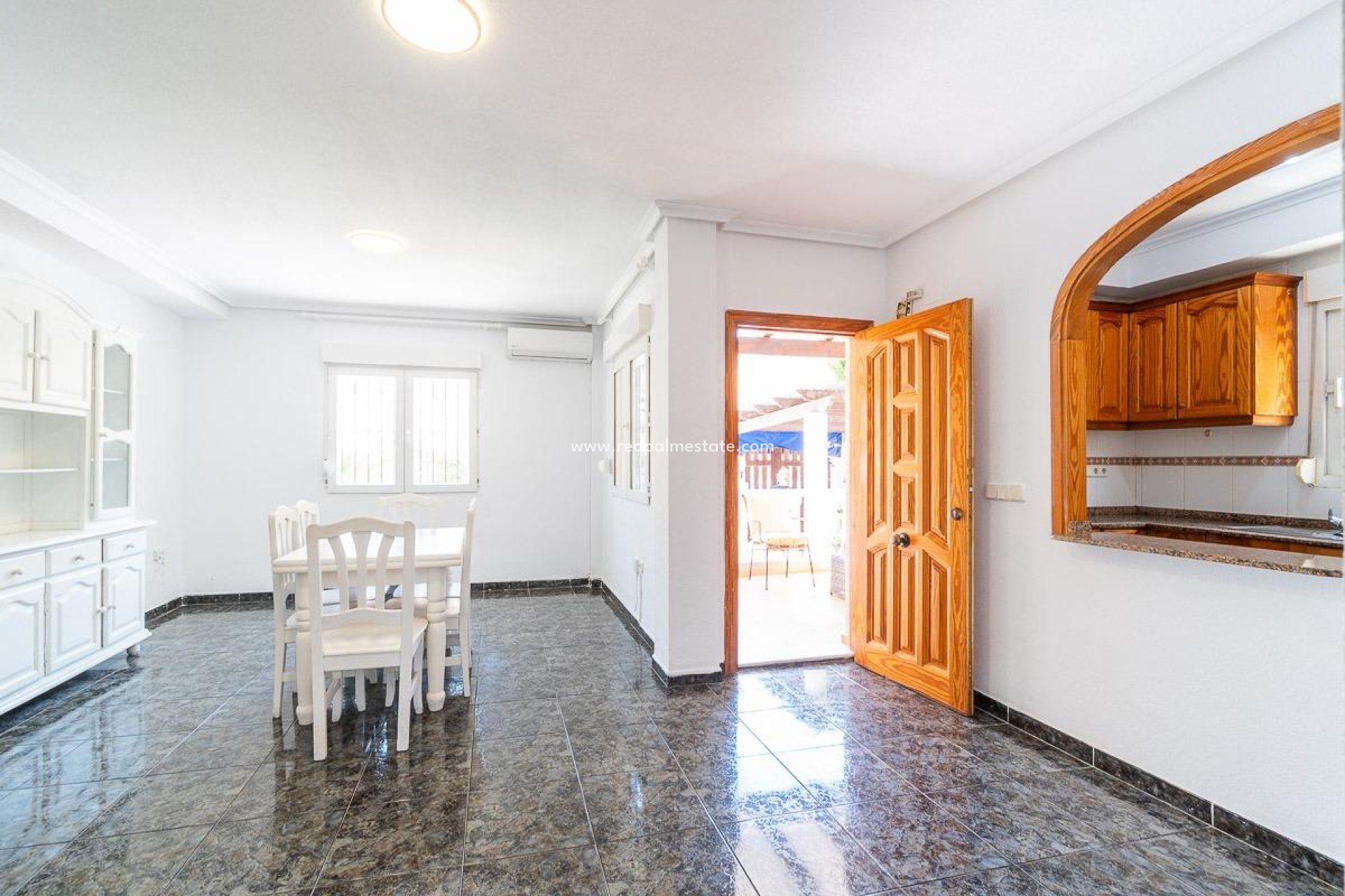 Videresalg - Villa -
Orihuela Costa - Playa Flamenca