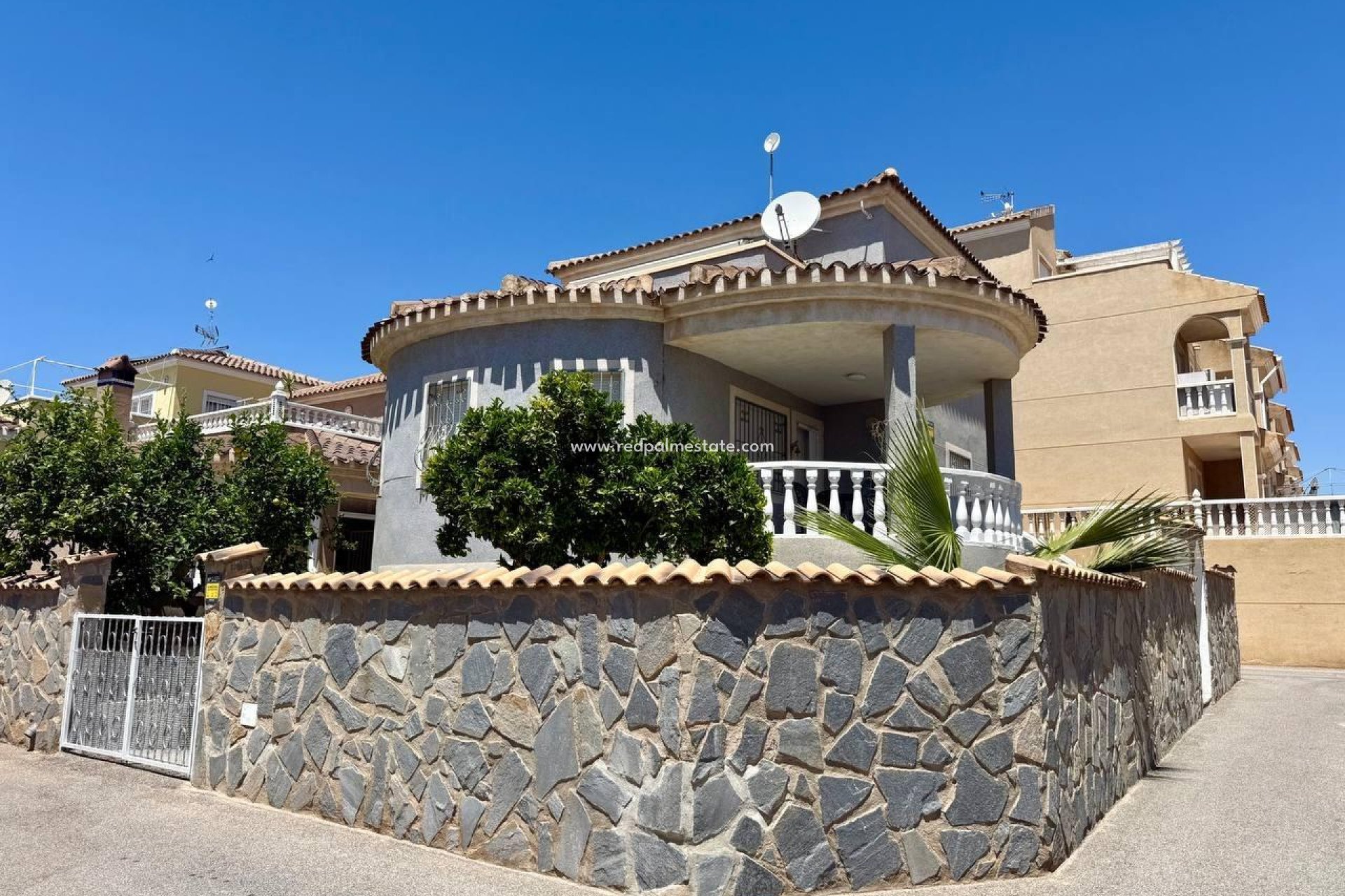 Videresalg - Villa -
Orihuela Costa - Playa Flamenca