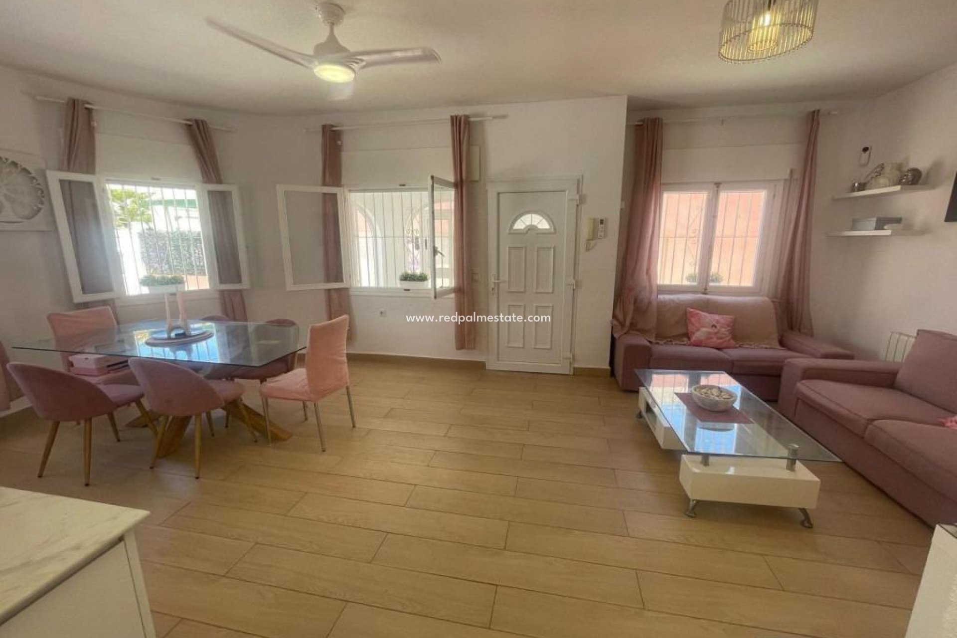 Videresalg - Villa -
Orihuela Costa - Playa Flamenca