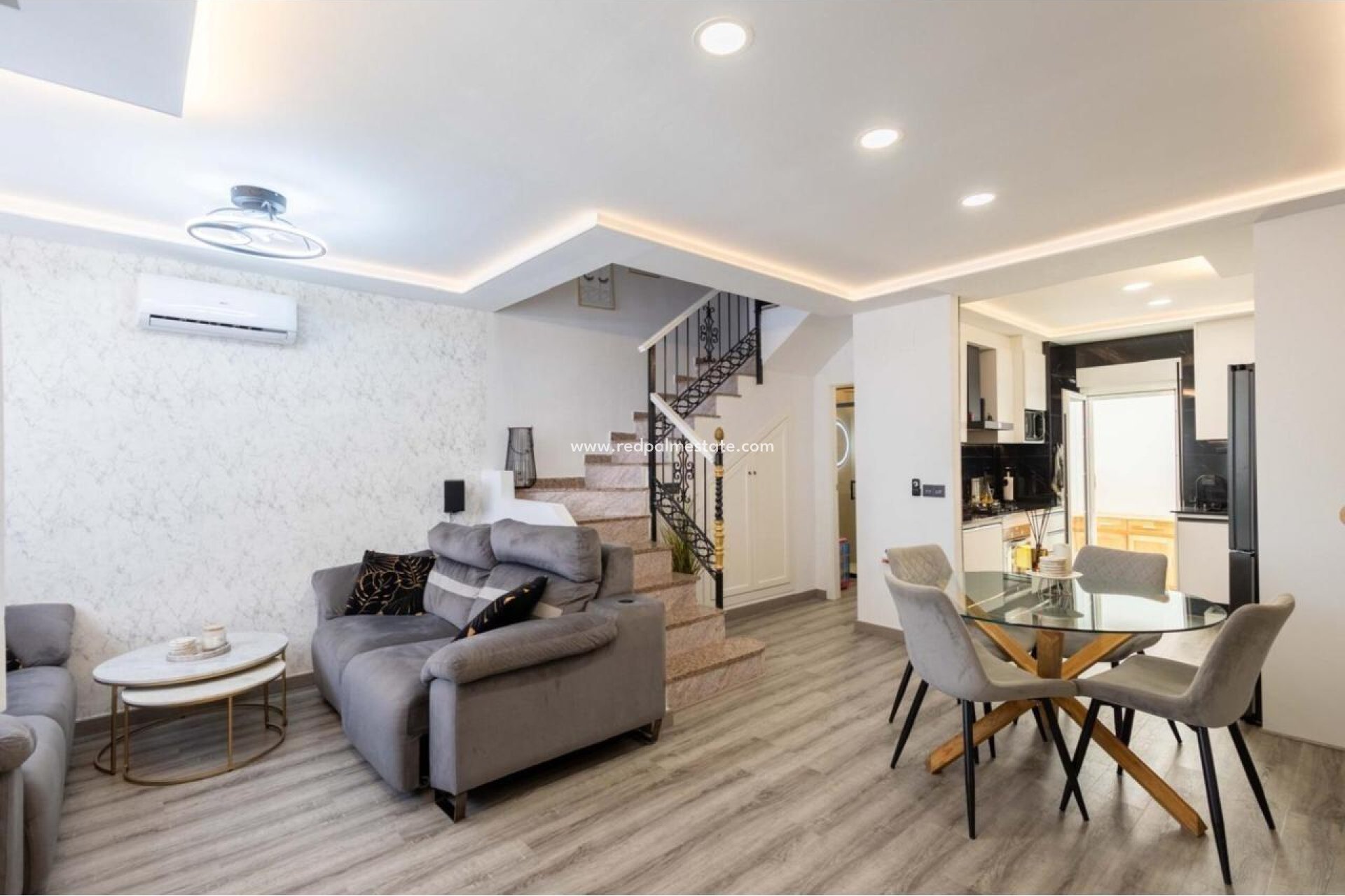 Videresalg - Villa -
Orihuela Costa - Playa Flamenca