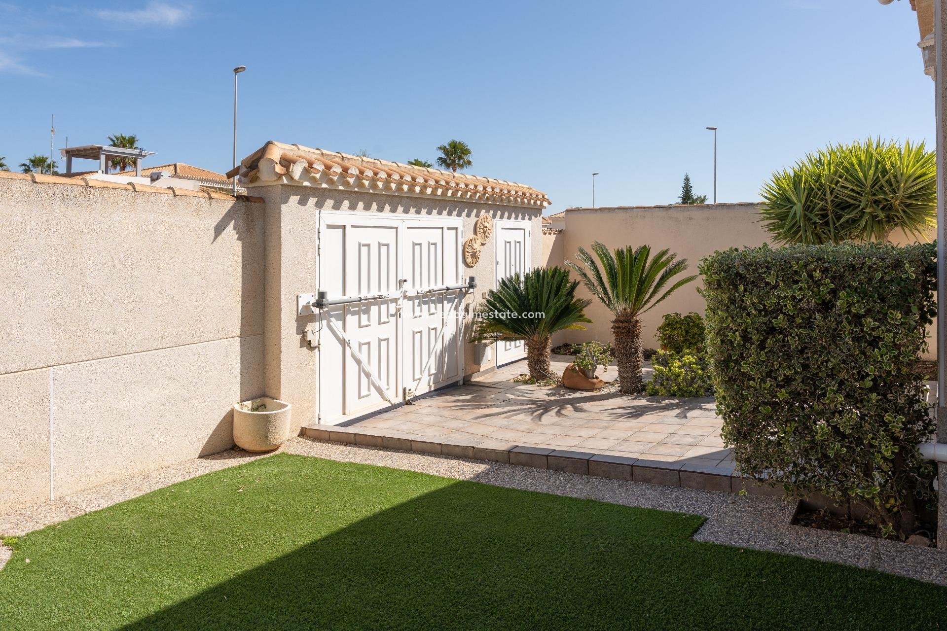 Videresalg - Villa -
Orihuela Costa - Playa Flamenca