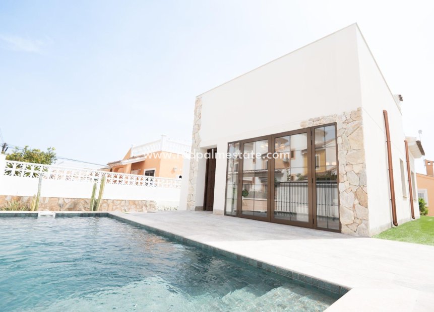 Videresalg - Villa -
Orihuela Costa - Punta prima