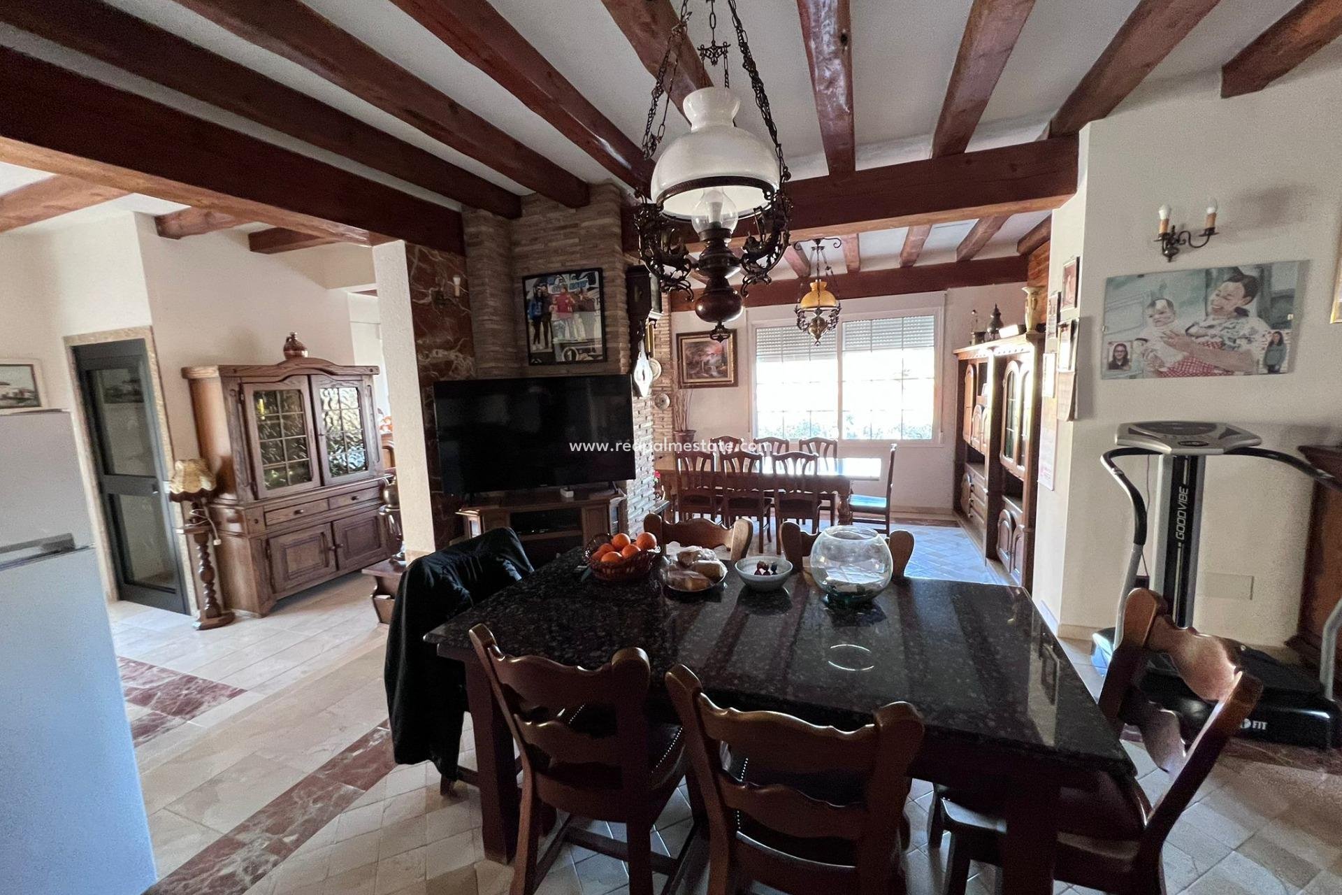 Videresalg - Villa -
Orihuela Costa - Raiguero de Bonanza