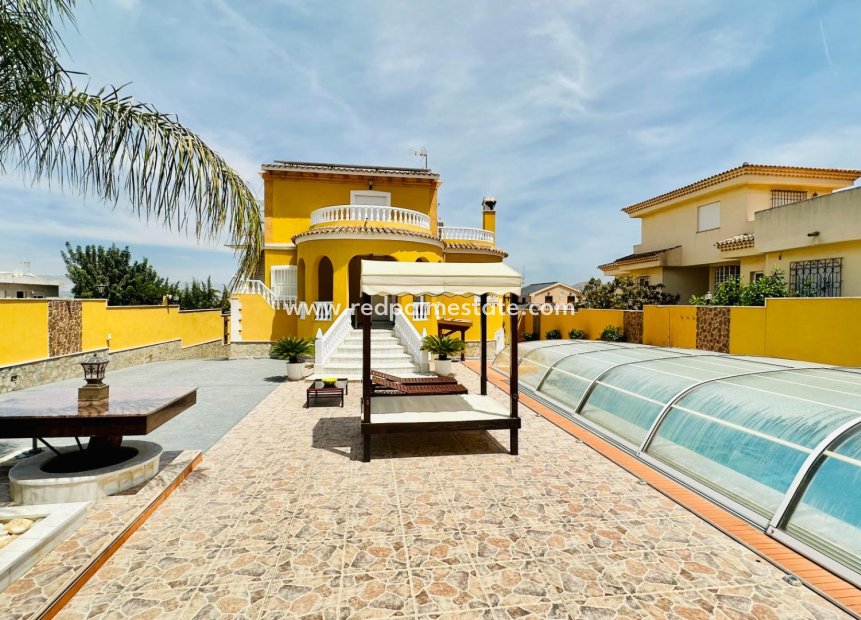 Videresalg - Villa -
Orihuela Costa - Urb. Montepinar