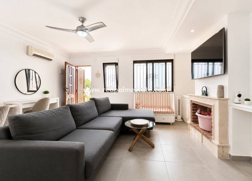 Videresalg - Villa -
Orihuela Costa - Villamartín