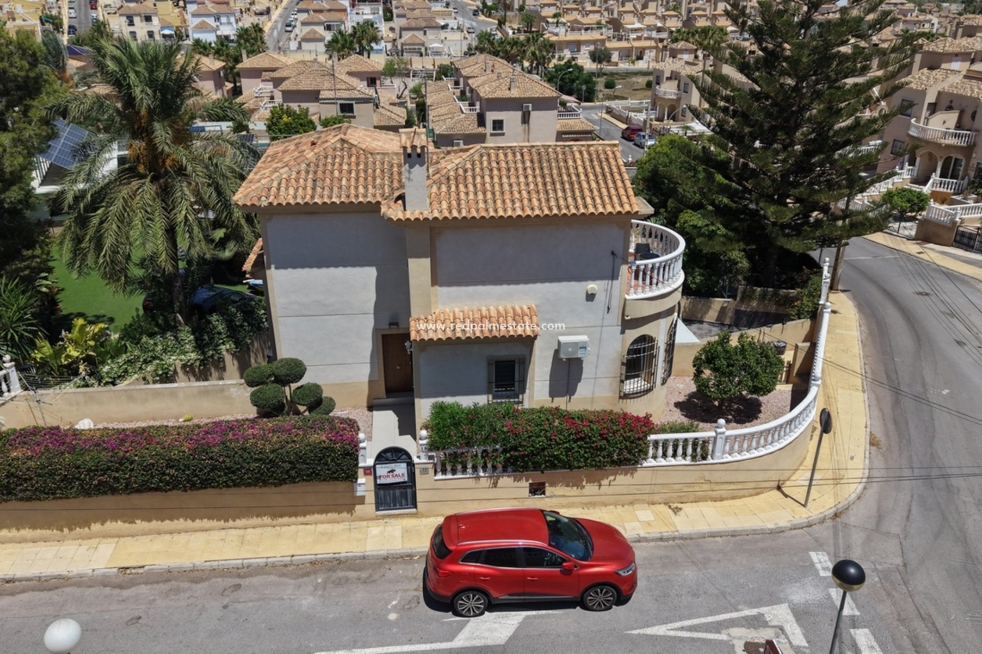 Videresalg - Villa -
Orihuela Costa - Villamartín