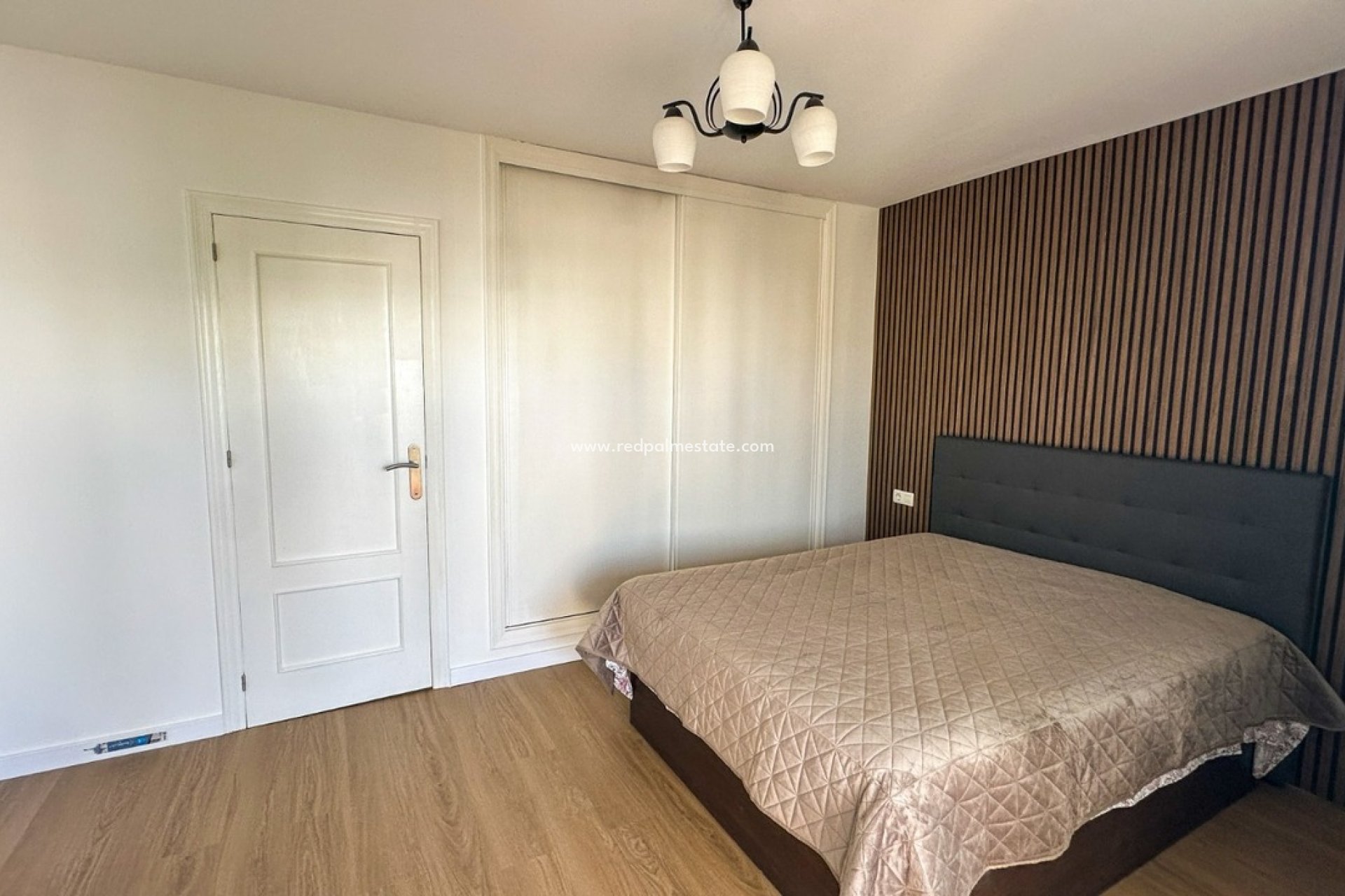 Videresalg - Villa -
Orihuela Costa - Villamartín