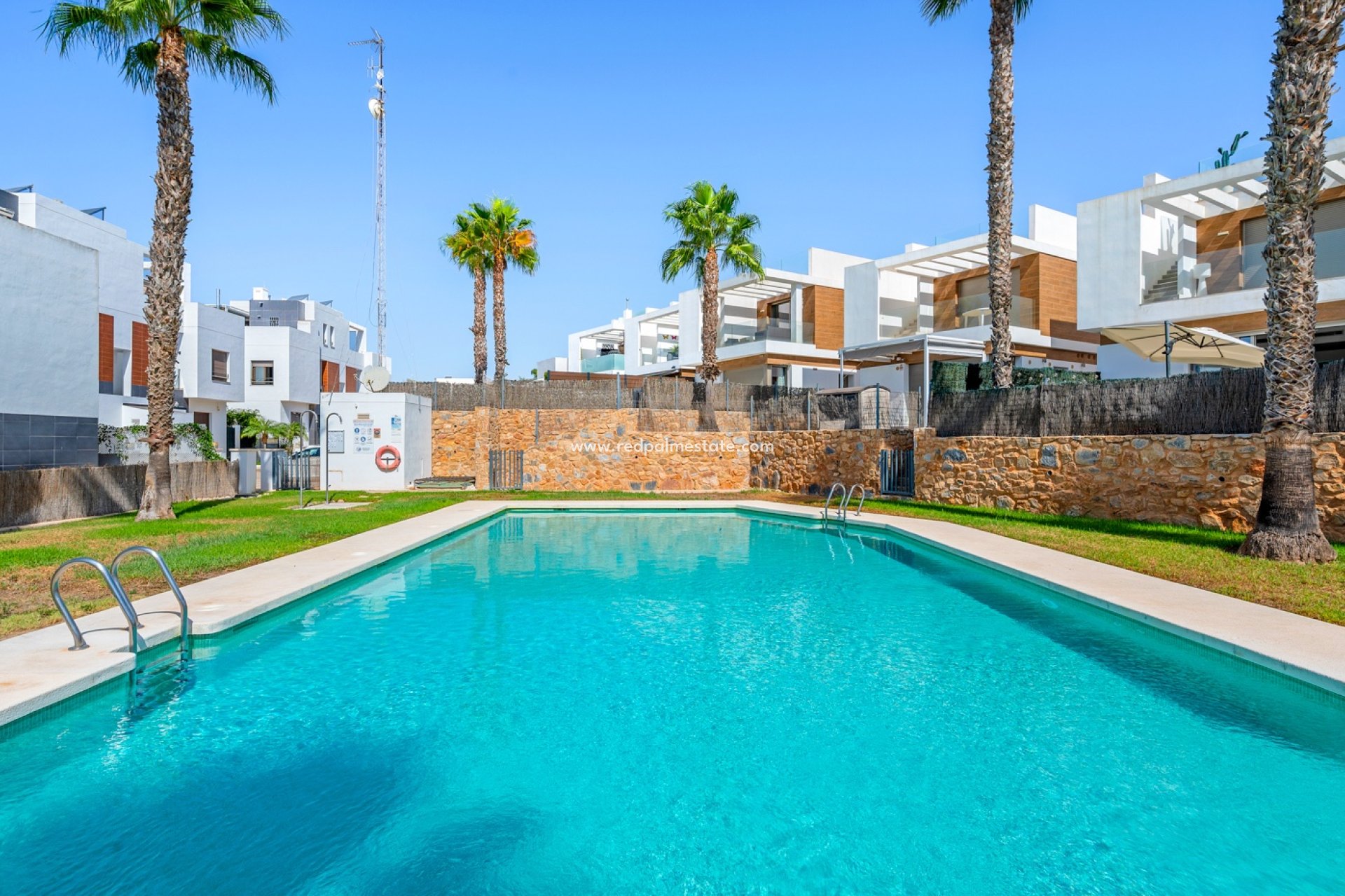 Videresalg - Villa -
Orihuela Costa - Villamartín