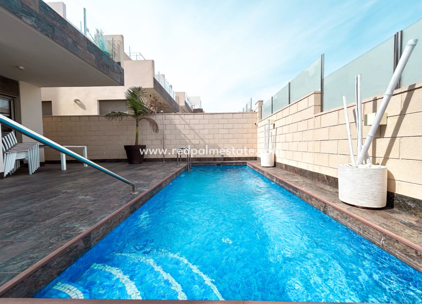 Videresalg - Villa -
Orihuela Costa - Villamartín