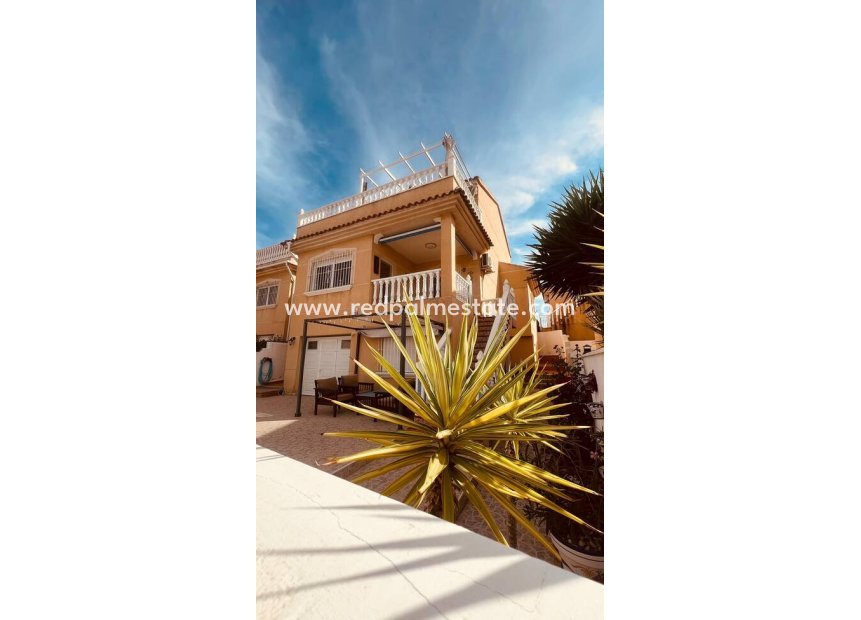 Videresalg - Villa -
Orihuela Costa - Villamartín