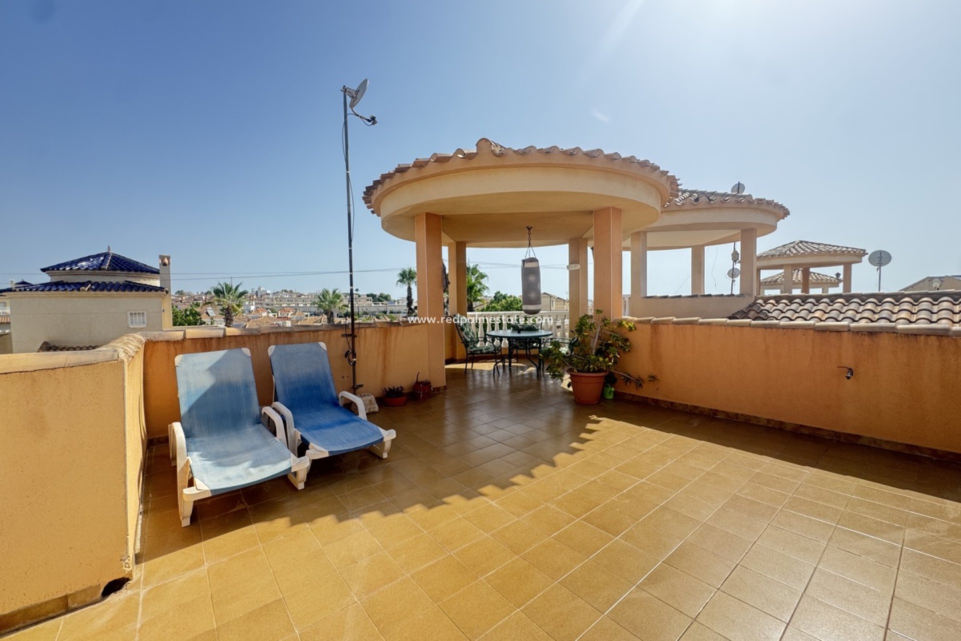 Videresalg - Villa -
Orihuela Costa - Villamartín