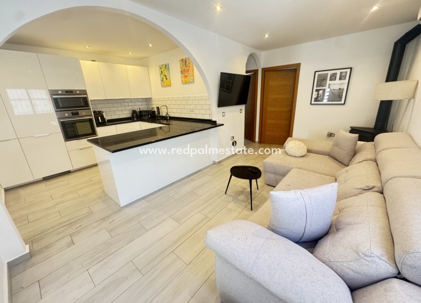 Videresalg - Villa -
Orihuela Costa - Villamartín