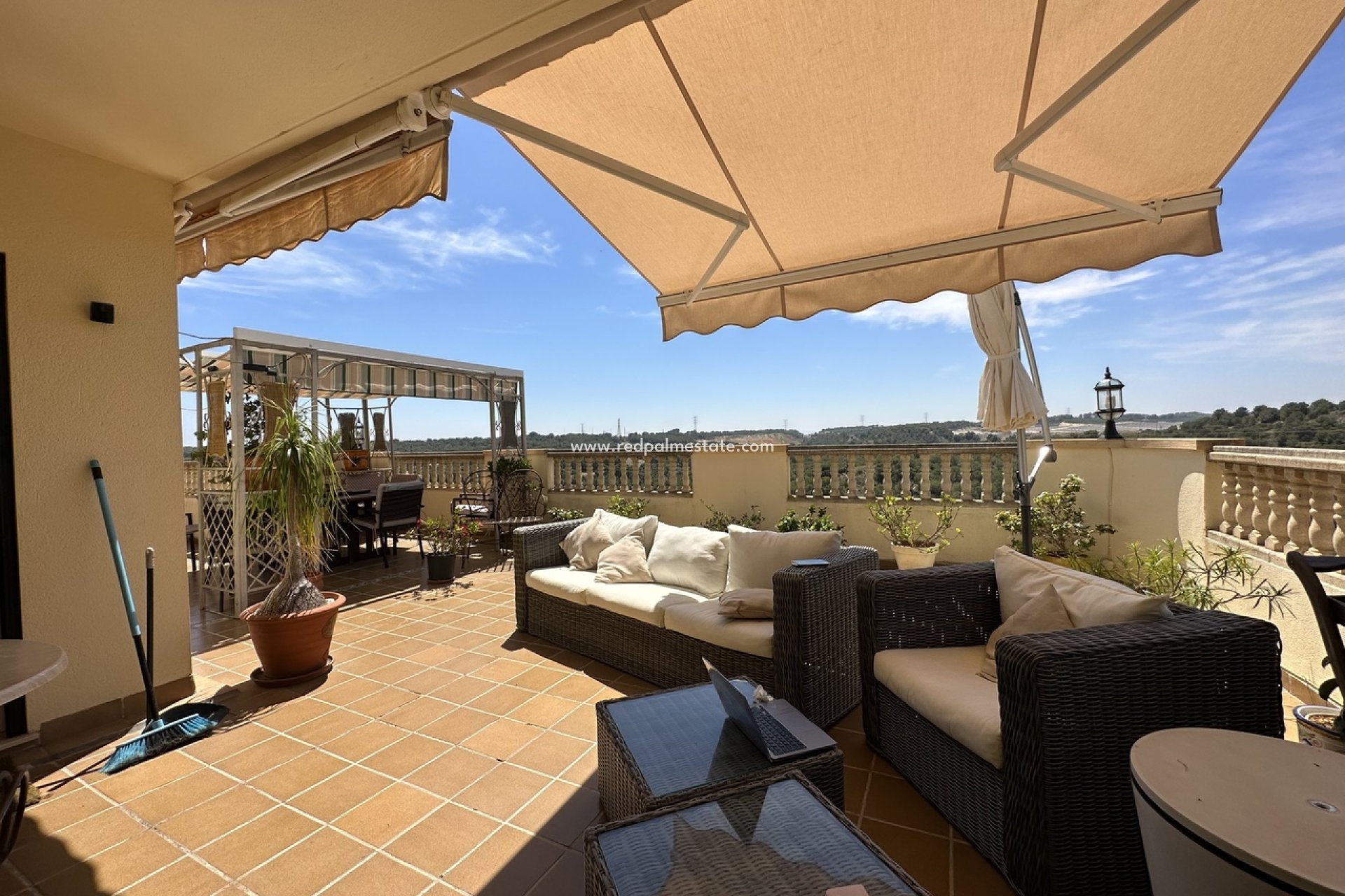 Videresalg - Villa -
Orihuela Costa - Villamartín