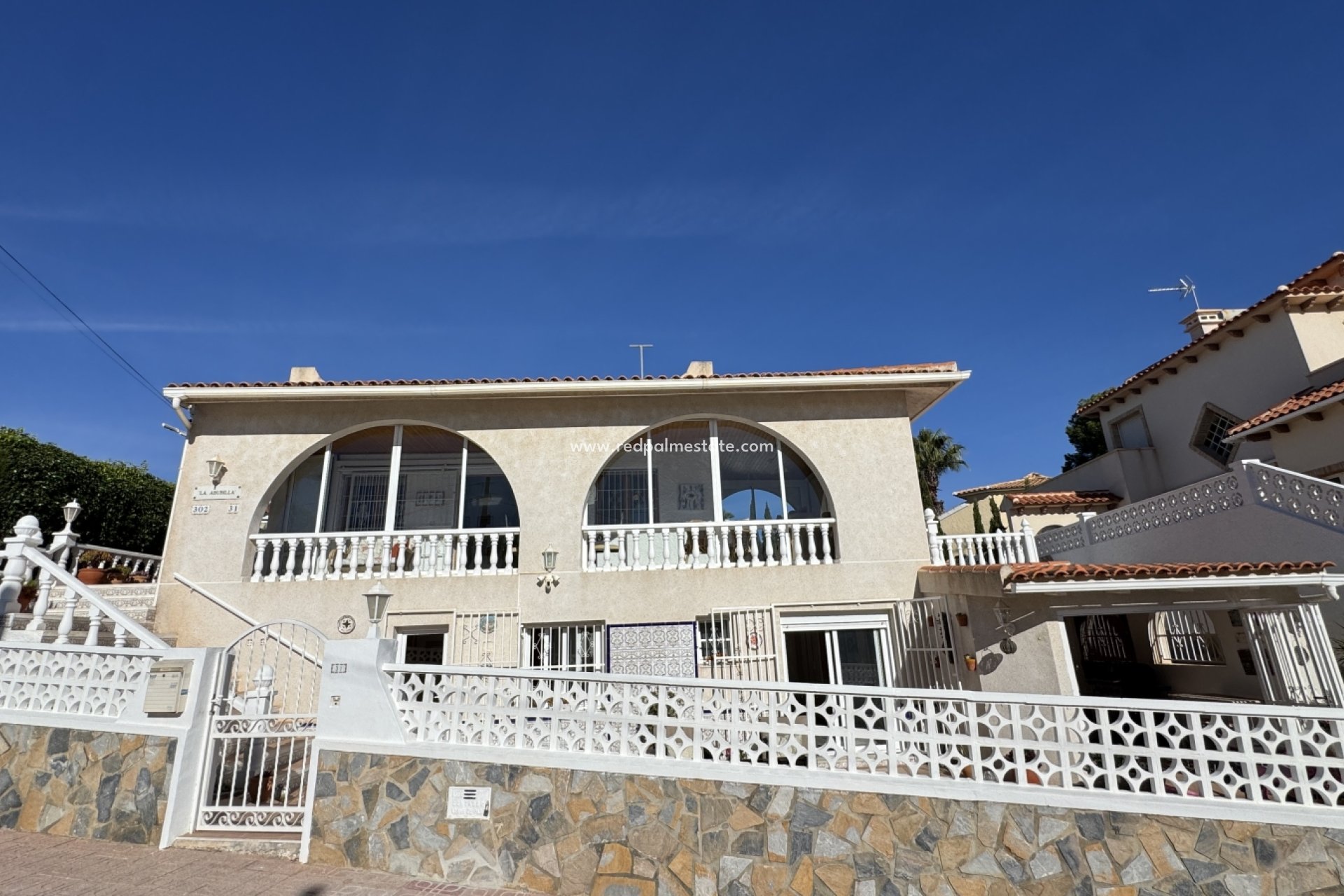 Videresalg - Villa -
Orihuela Costa - Villamartín
