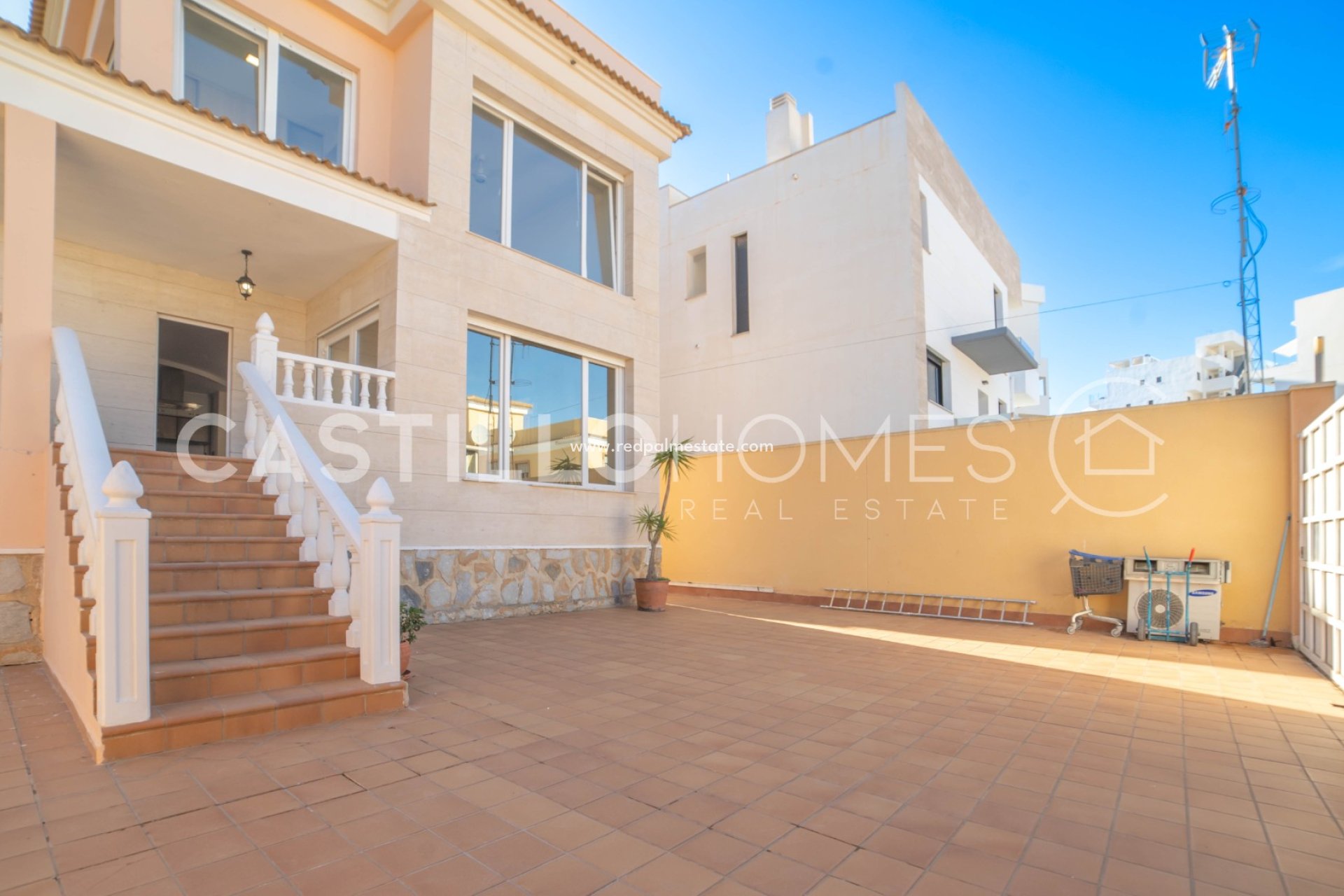 Videresalg - Villa -
Orihuela Costa - Villamartín