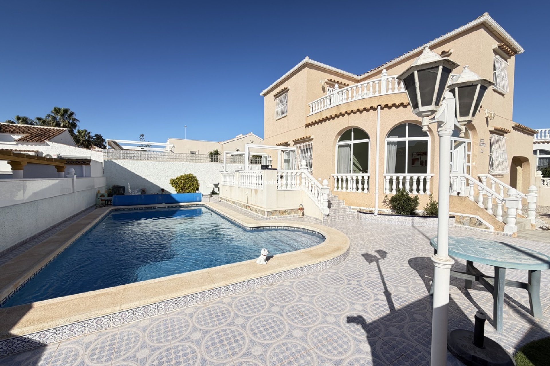 Videresalg - Villa -
Orihuela Costa - Villamartín