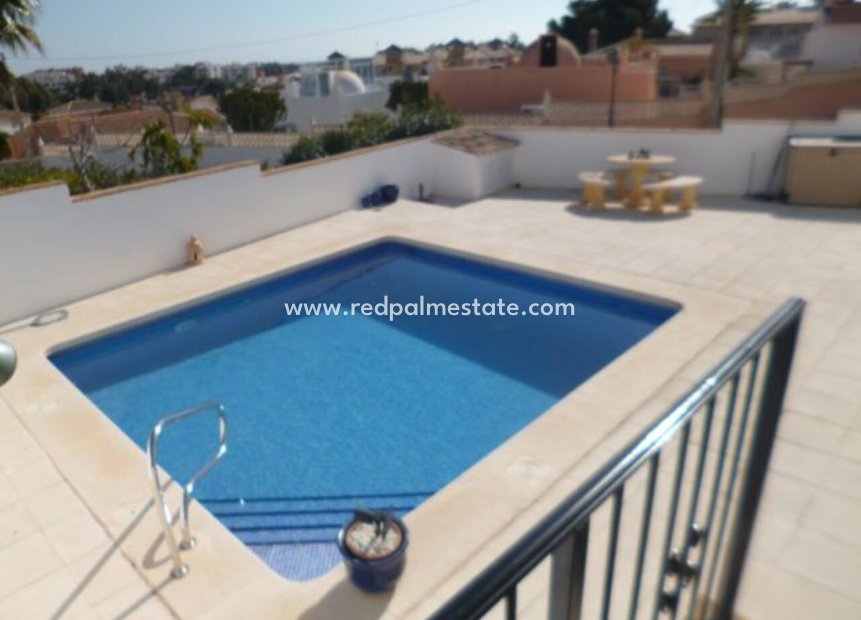 Videresalg - Villa -
Orihuela Costa - Villamartín