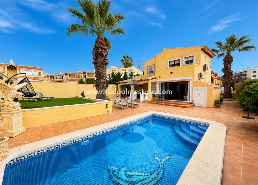 Videresalg - Villa -
Orihuela Costa - Villamartín