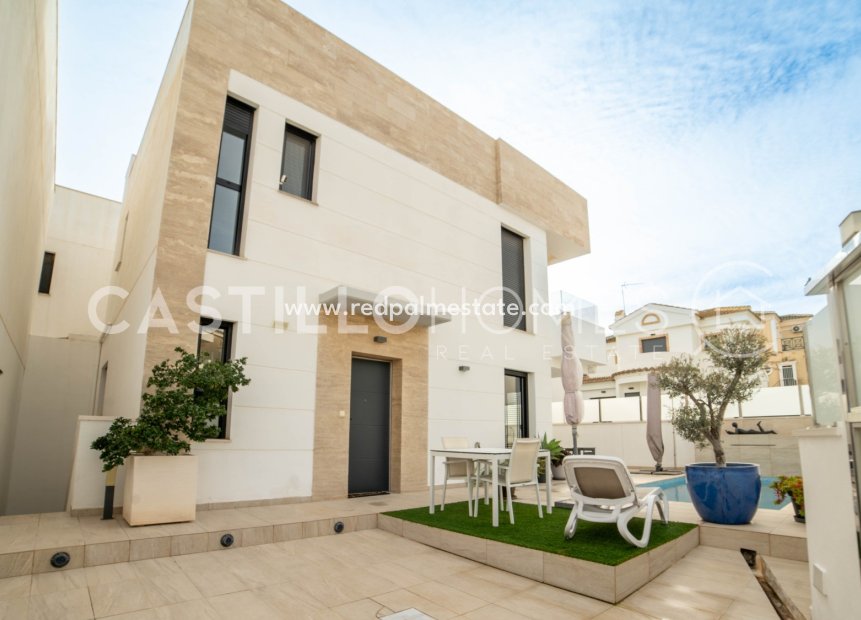 Videresalg - Villa -
Orihuela Costa - Villamartín