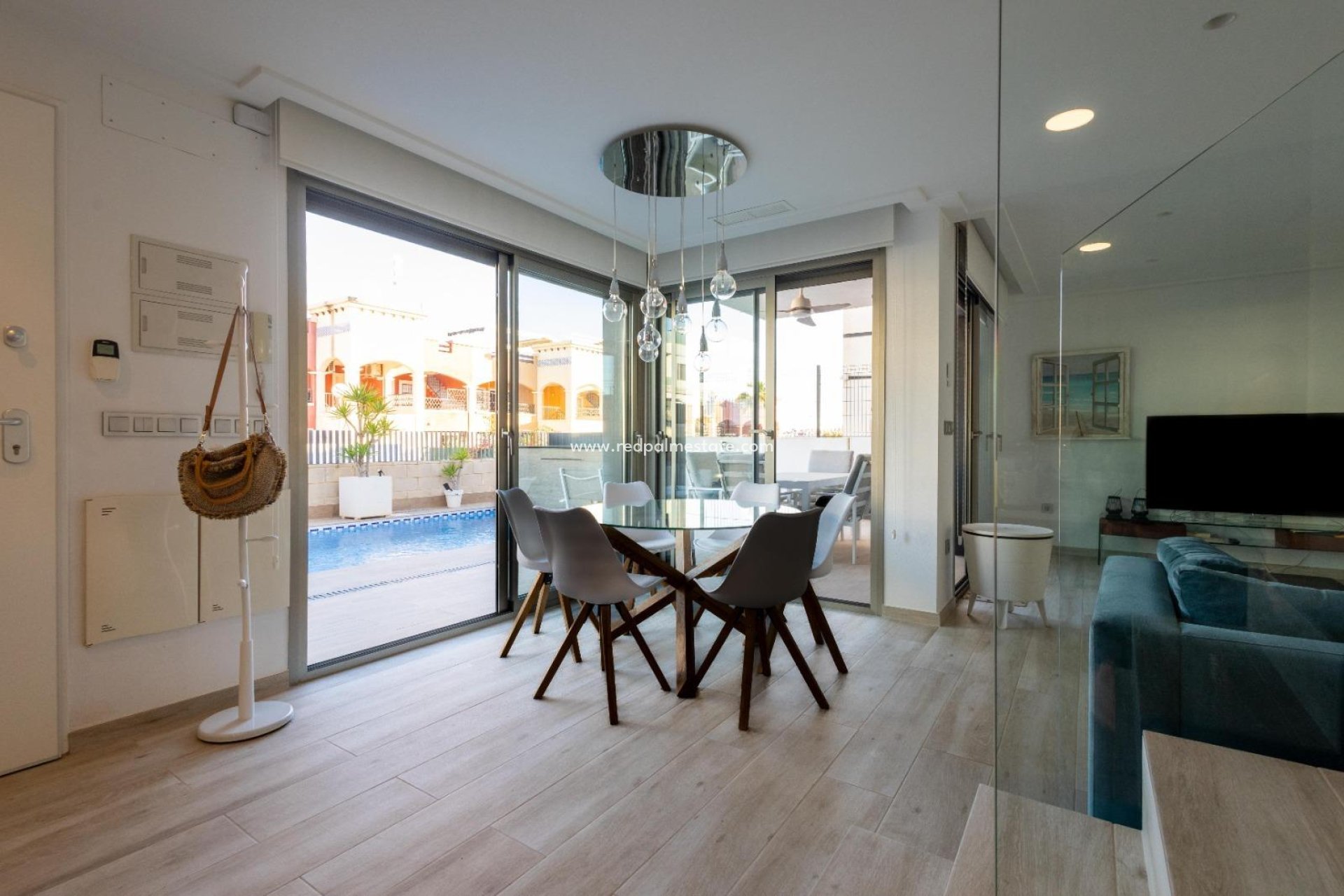 Videresalg - Villa -
Orihuela Costa - Villamartín