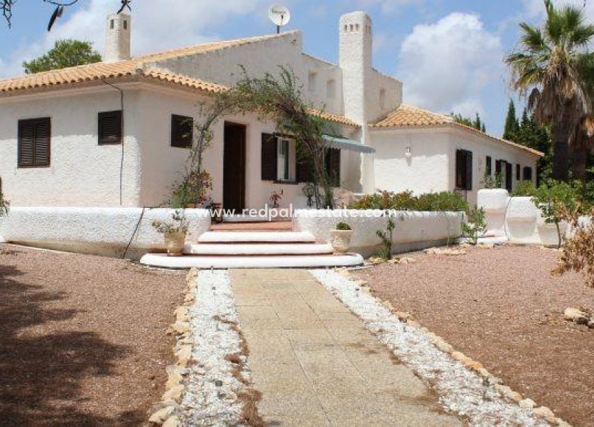Videresalg - Villa -
Orihuela Costa - Villamartín