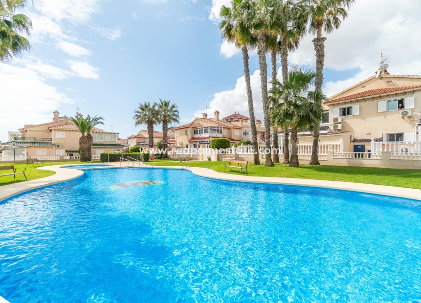 Videresalg - Villa -
Orihuela Costa - Zeniamar-Horizonte-La Campana