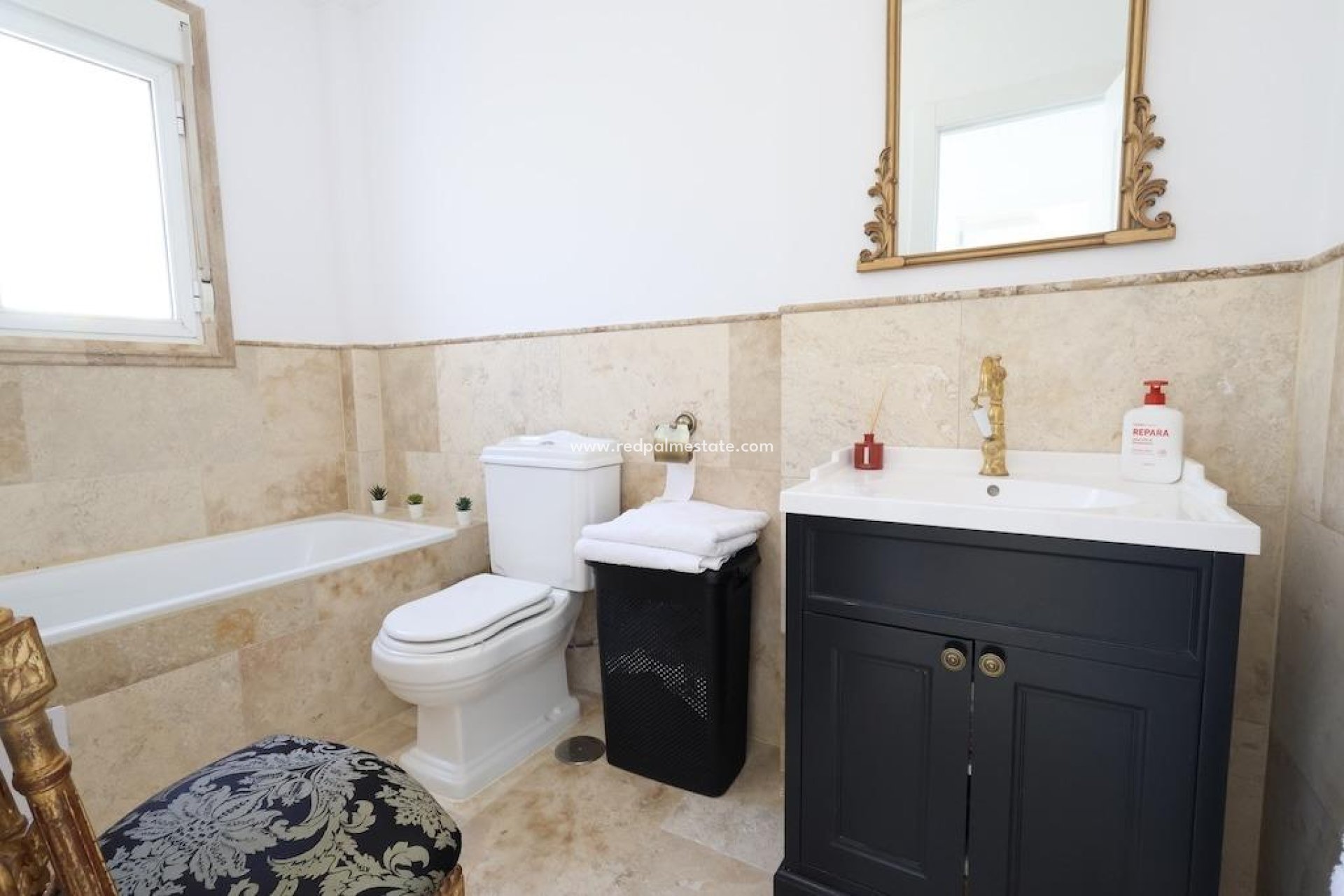 Videresalg - Villa -
Orihuela Costa