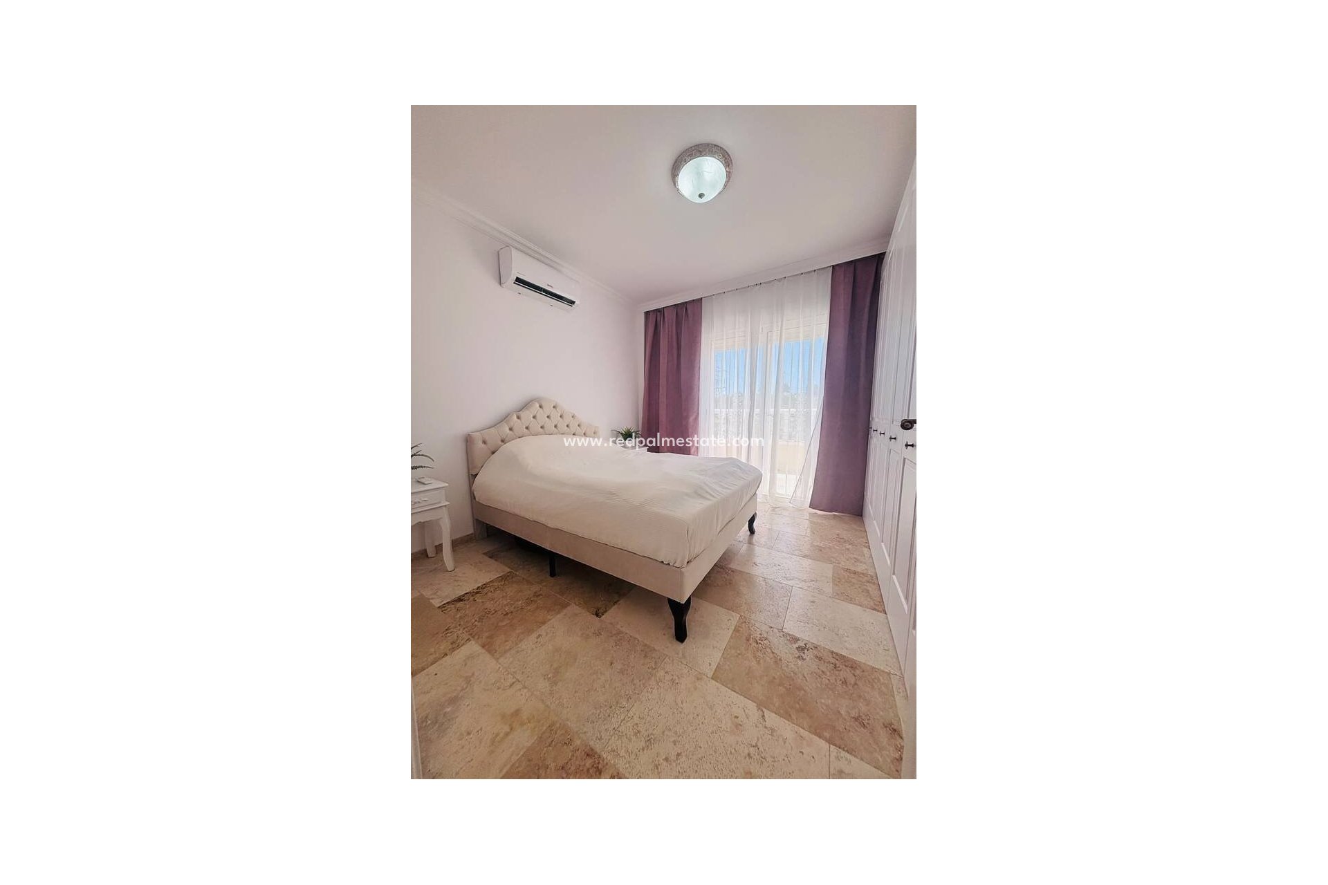 Videresalg - Villa -
Orihuela Costa