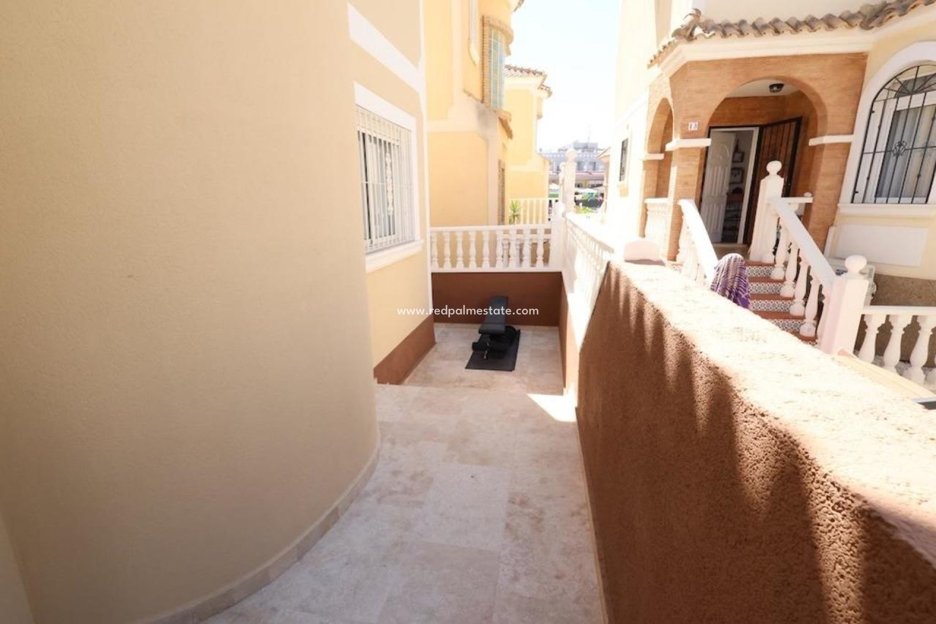 Videresalg - Villa -
Orihuela Costa