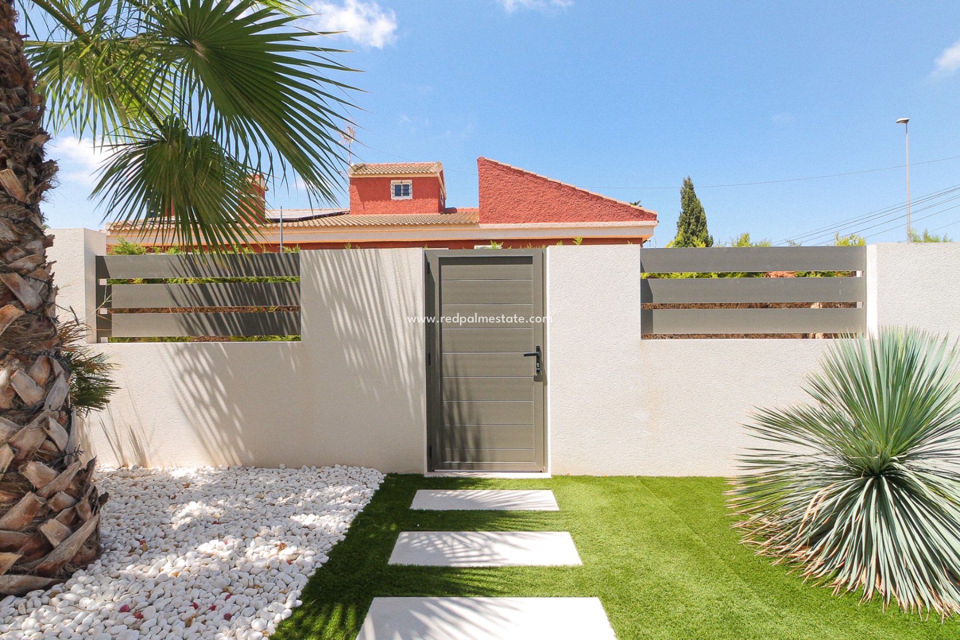 Videresalg - Villa -
Orihuela Costa