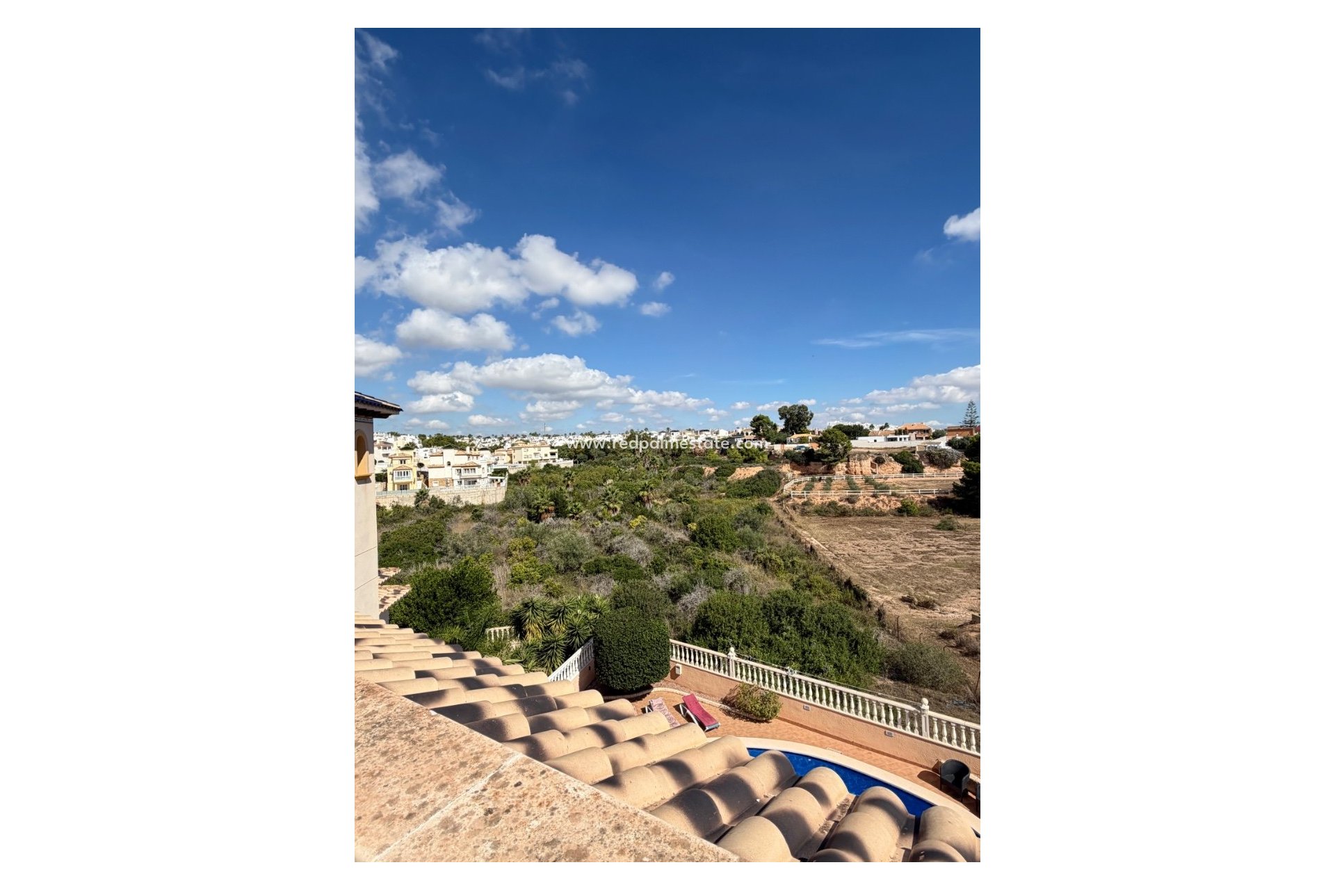 Videresalg - Villa -
Orihuela Costa
