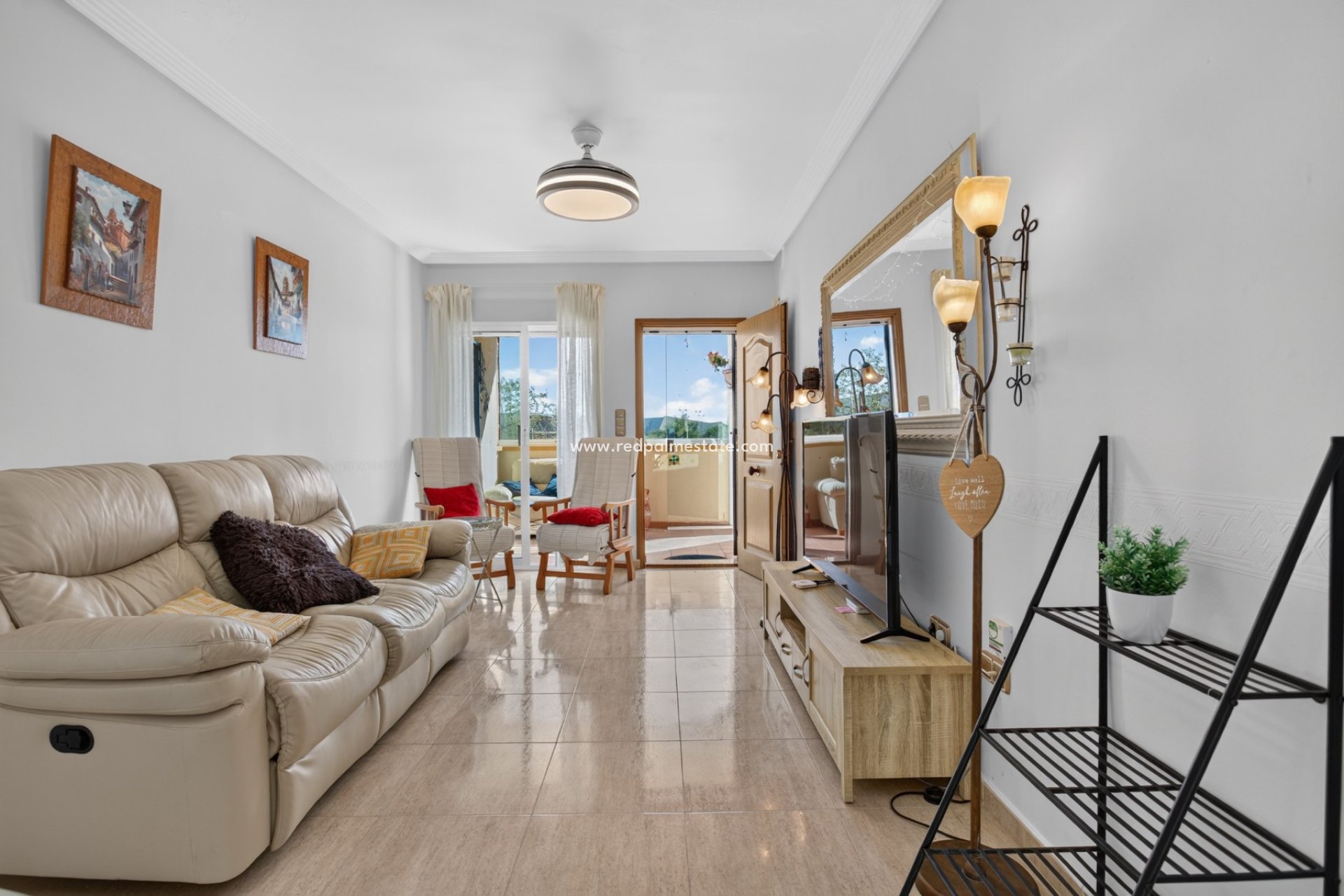 Videresalg - Villa -
Orihuela Costa
