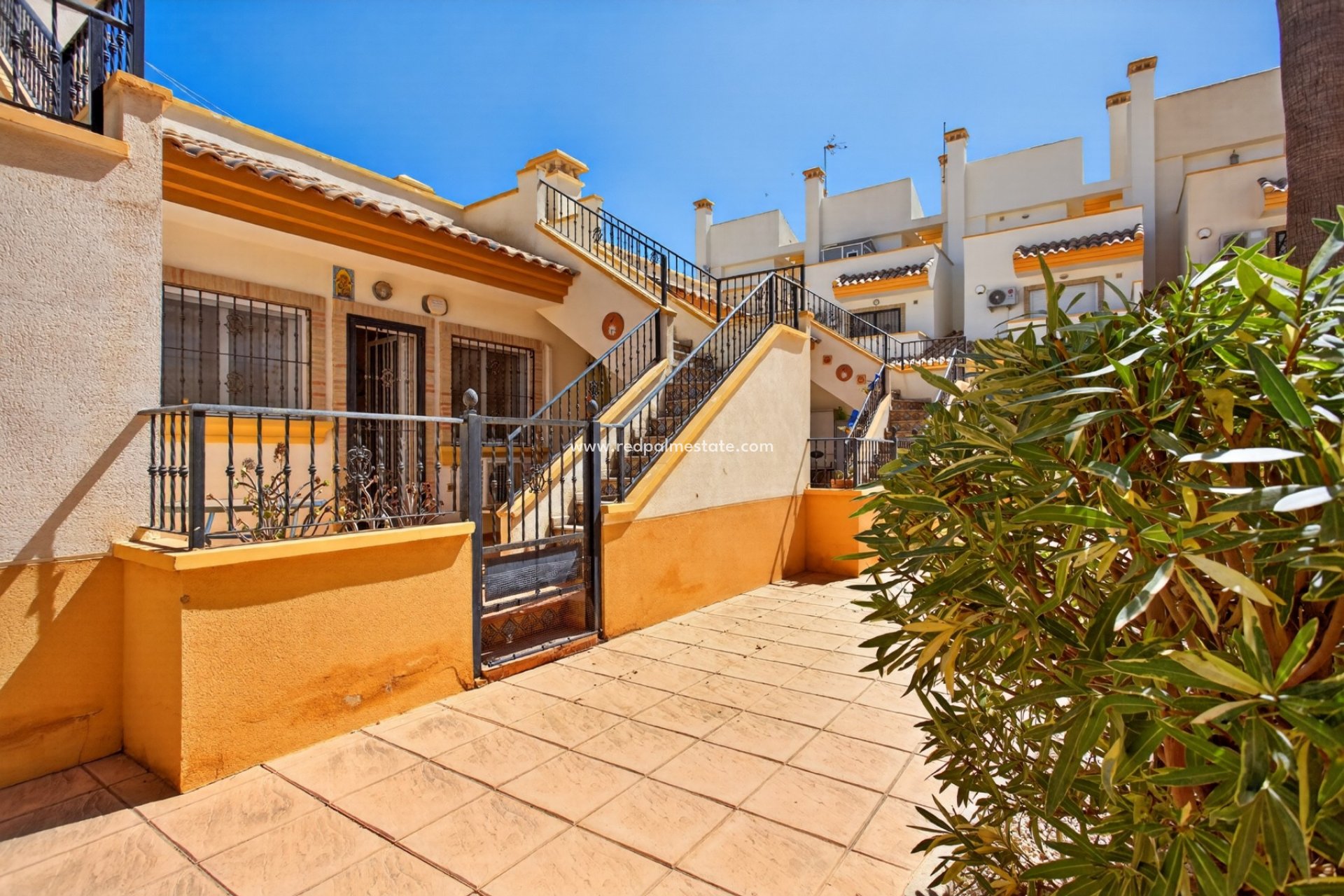 Videresalg - Villa -
Orihuela Costa