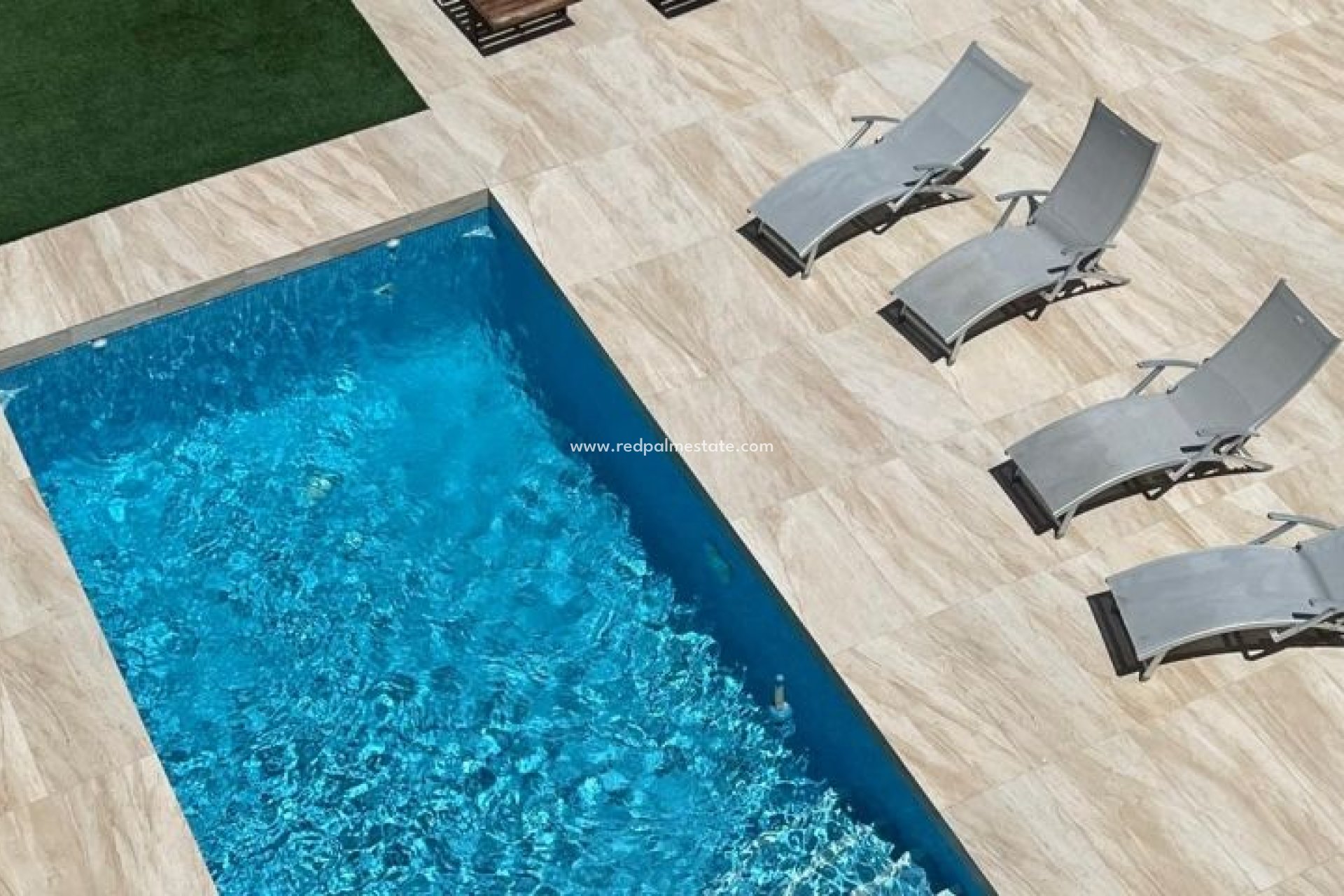 Videresalg - Villa -
Orihuela Costa