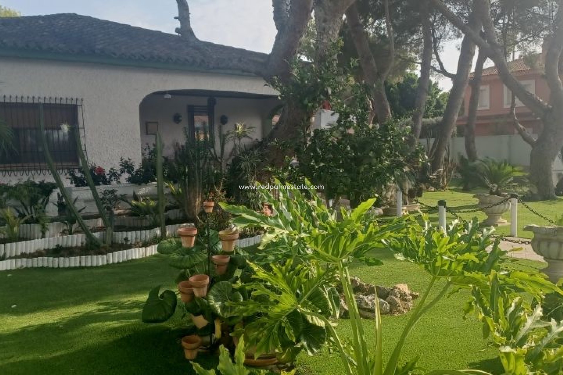 Videresalg - Villa -
Orihuela Costa