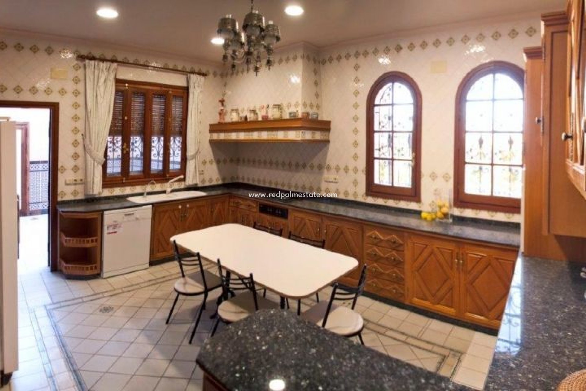 Videresalg - Villa -
Orihuela Costa