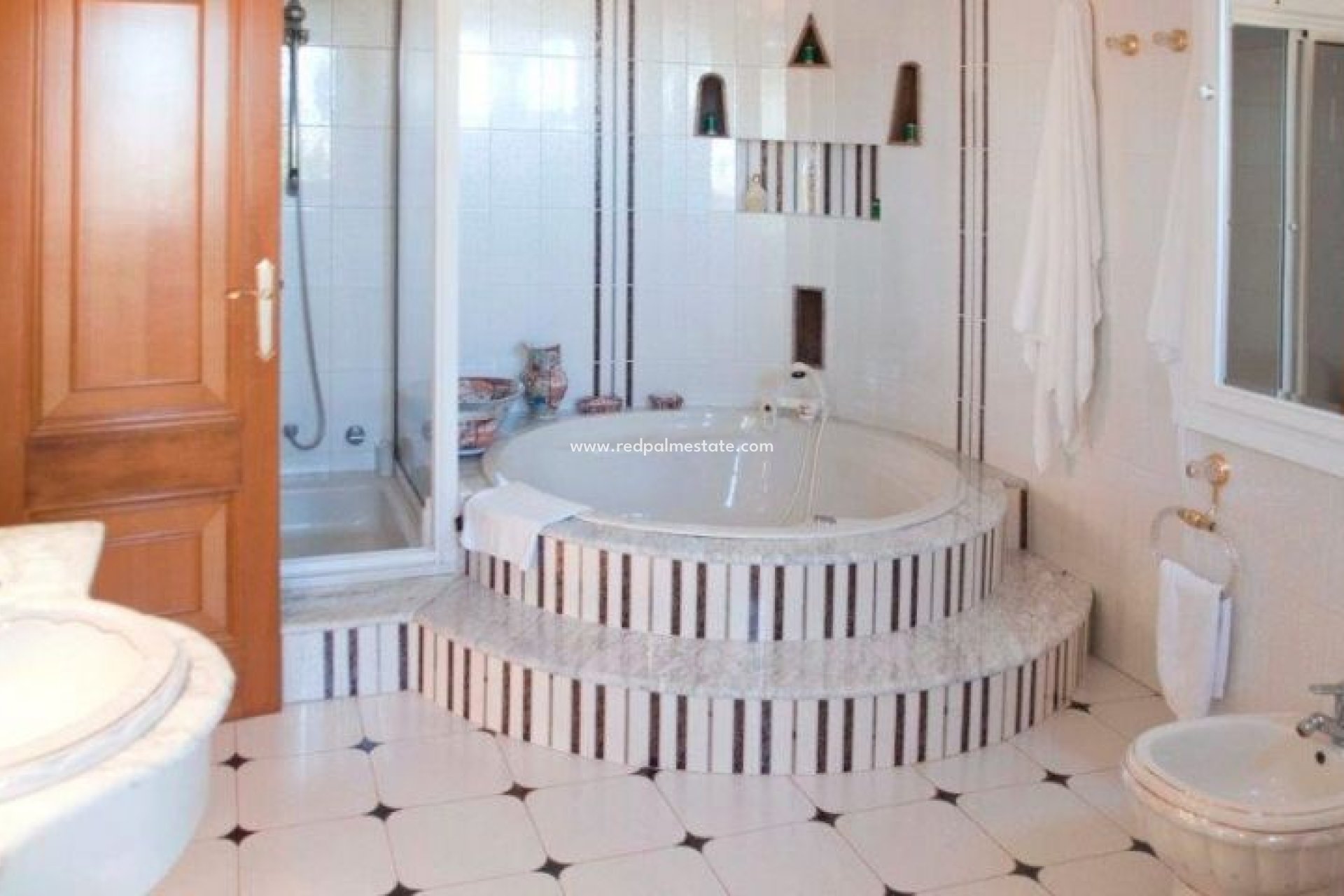 Videresalg - Villa -
Orihuela Costa