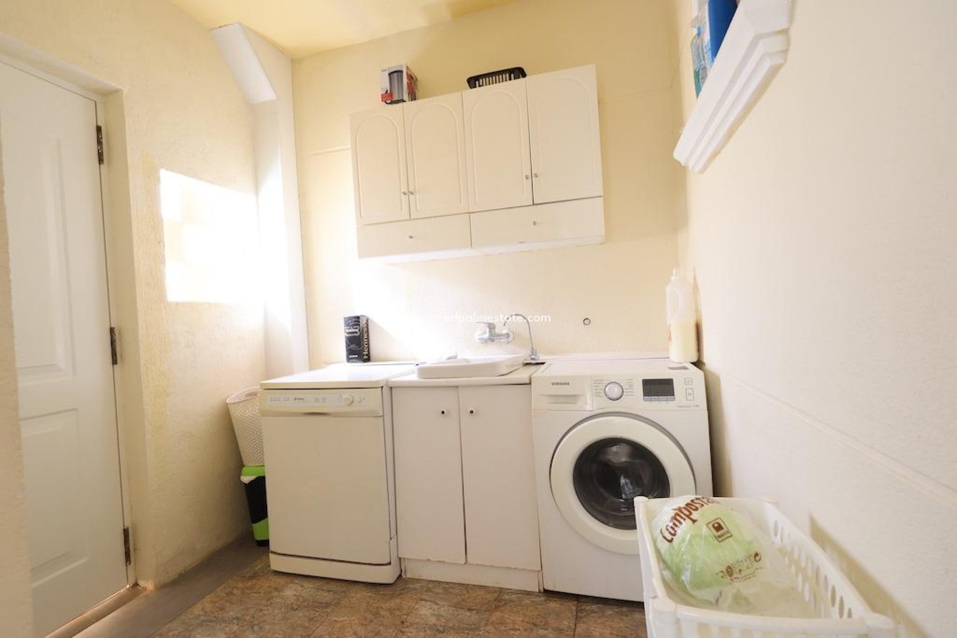 Videresalg - Villa -
Orihuela Costa