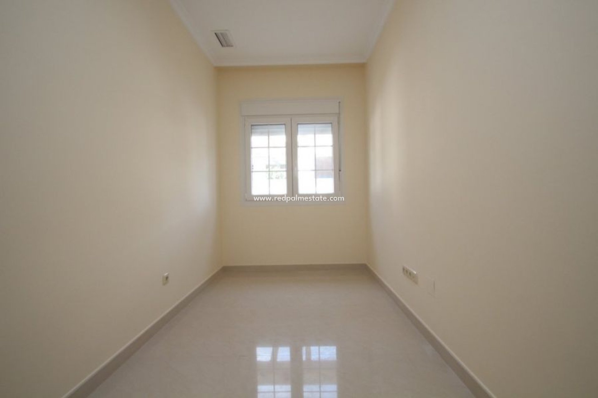 Videresalg - Villa -
Orihuela Costa